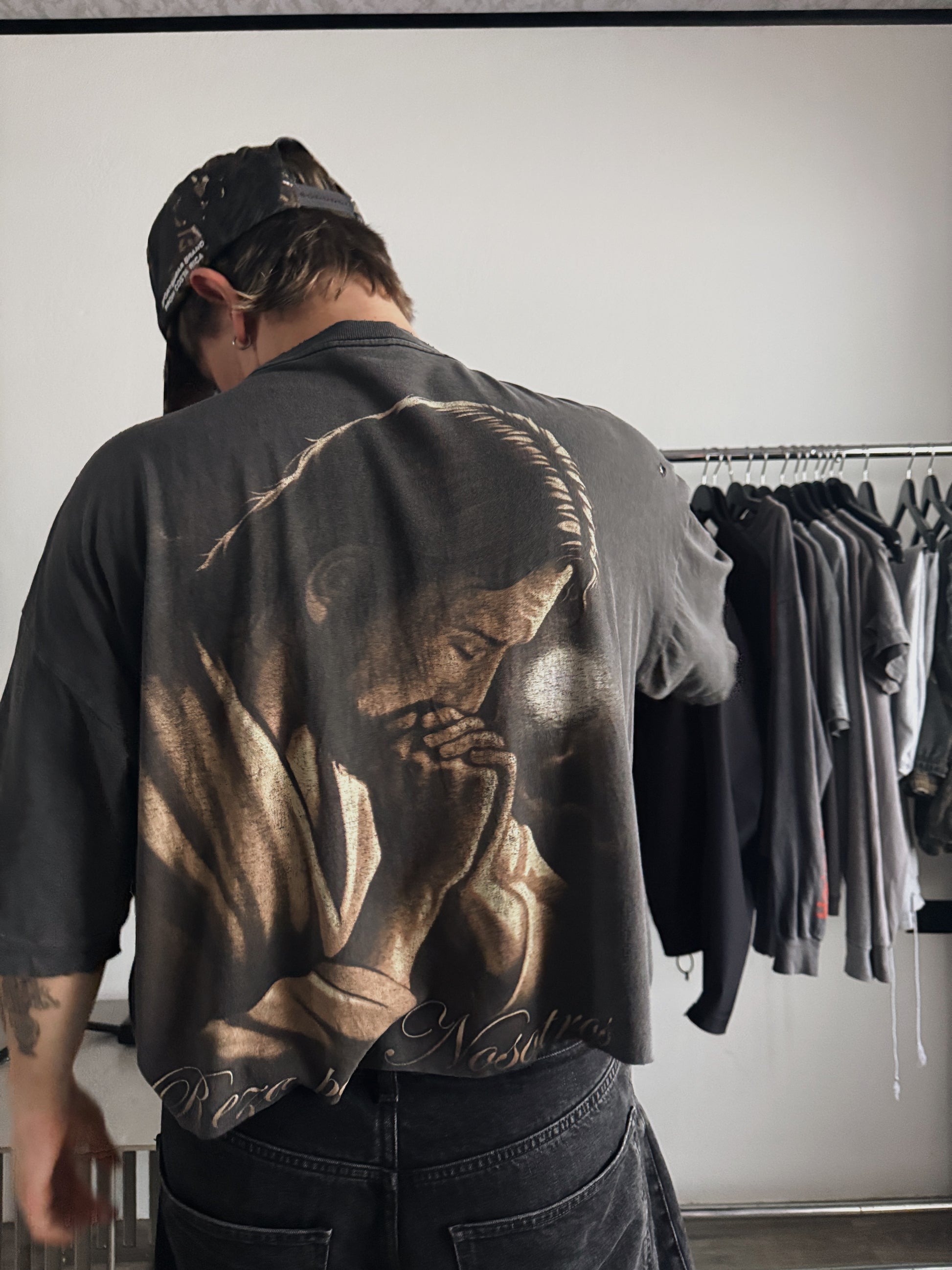 (BOXY M) VINTAGE JESUS FADED TEE