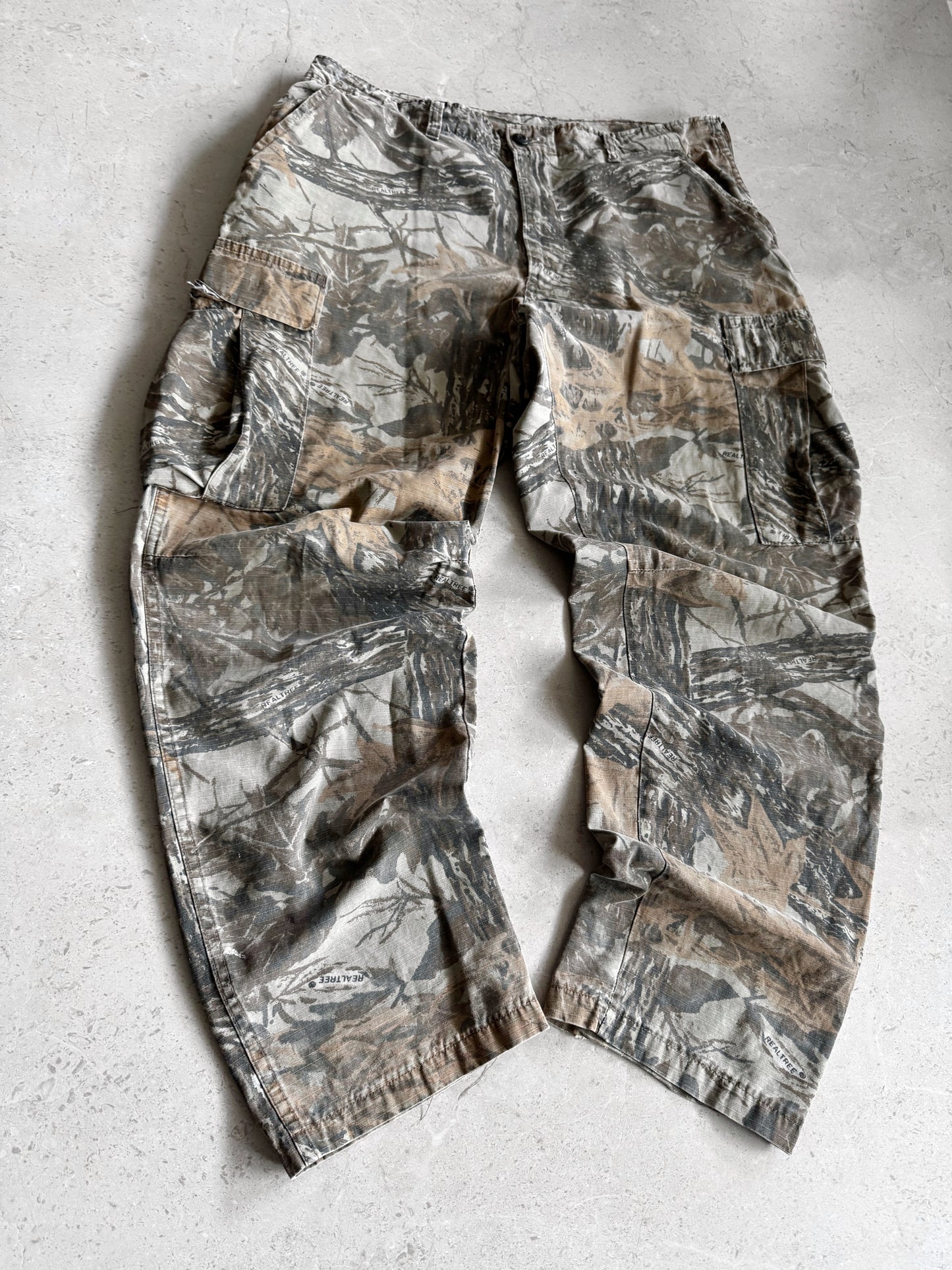 VINTAGE REALTREE CAMO PANTS (36x32)