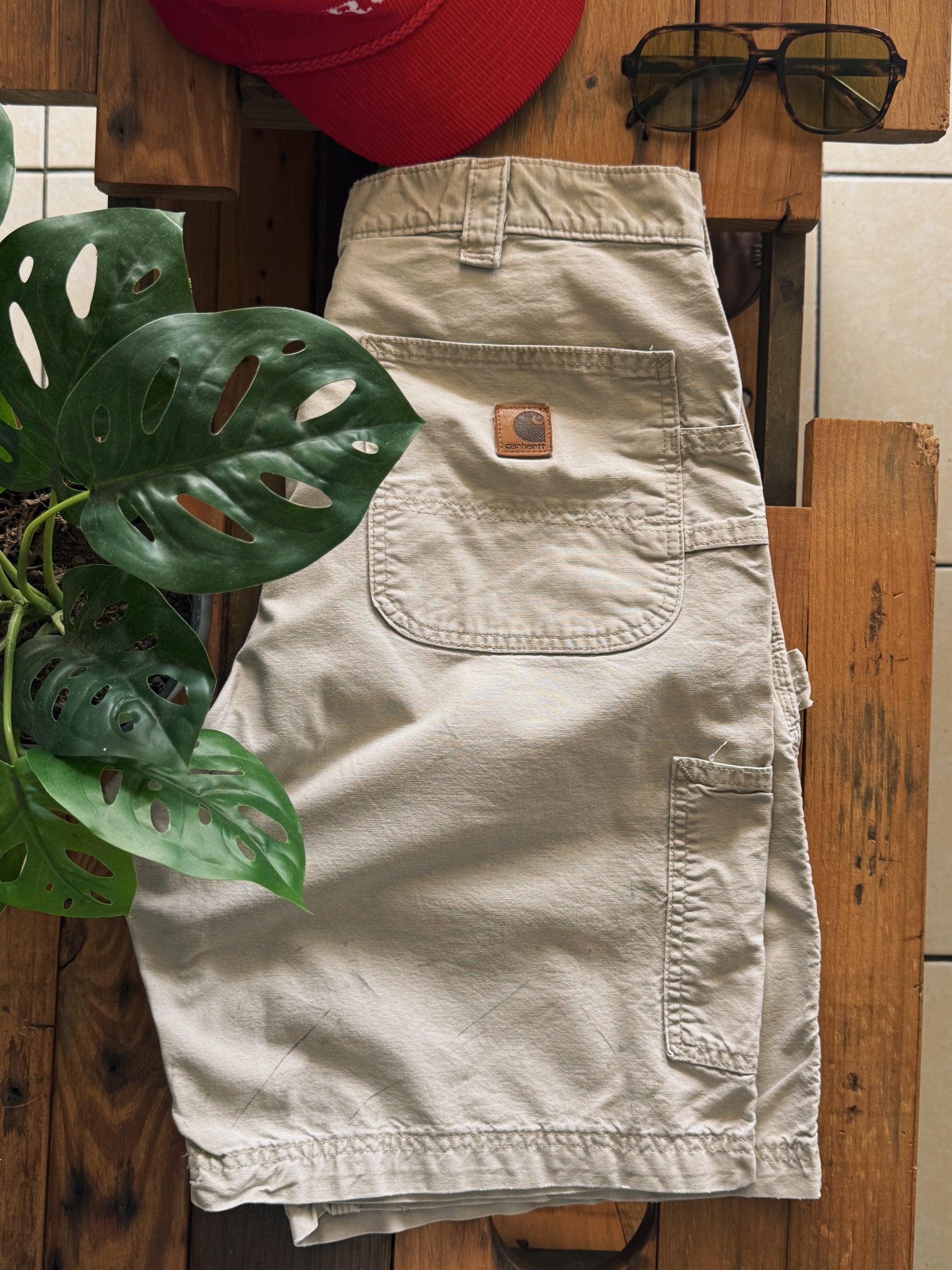 VINTAGE CARHARTT SHORT - 33