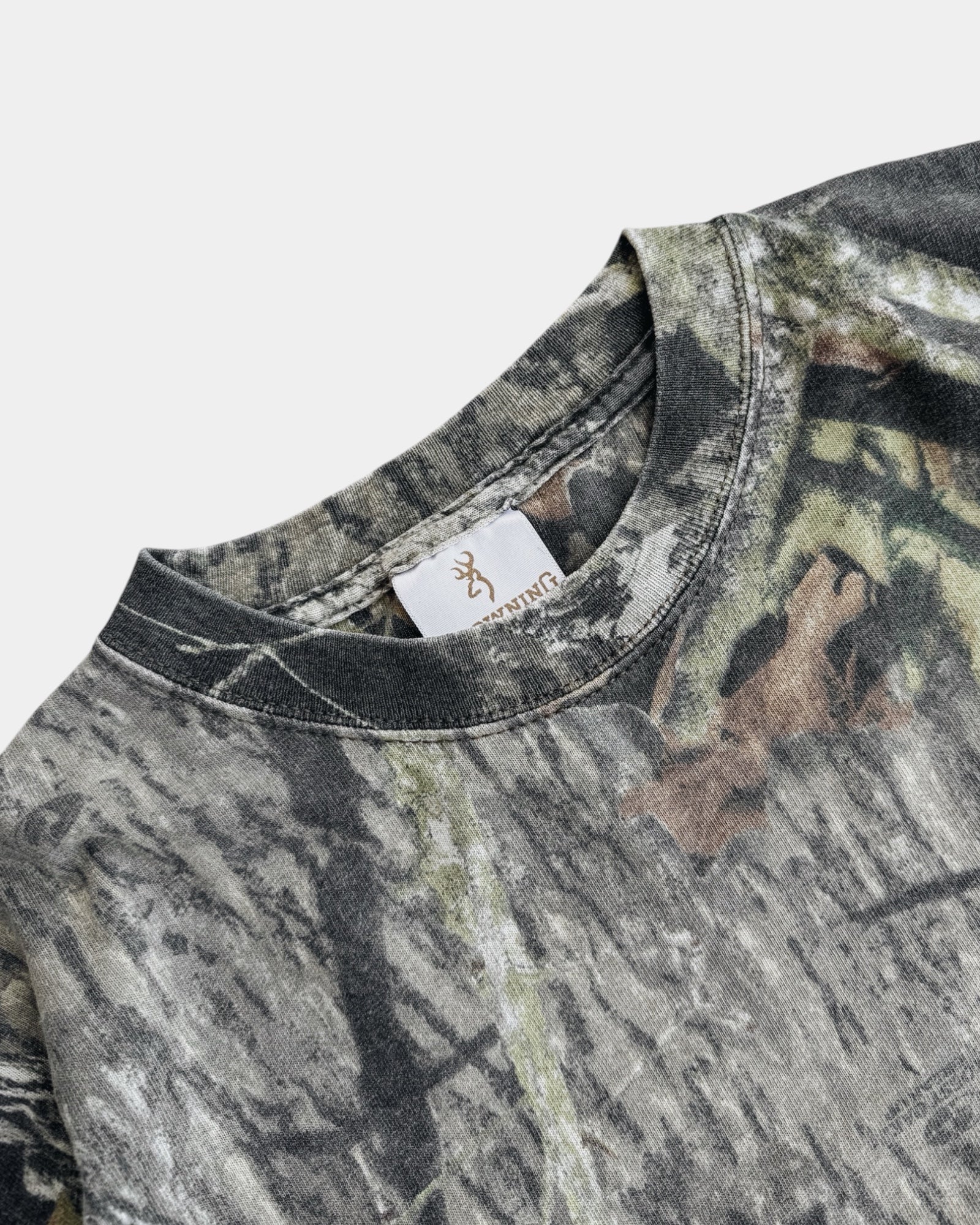(S) VINTAGE REALTREE CAMO POCKET TEE