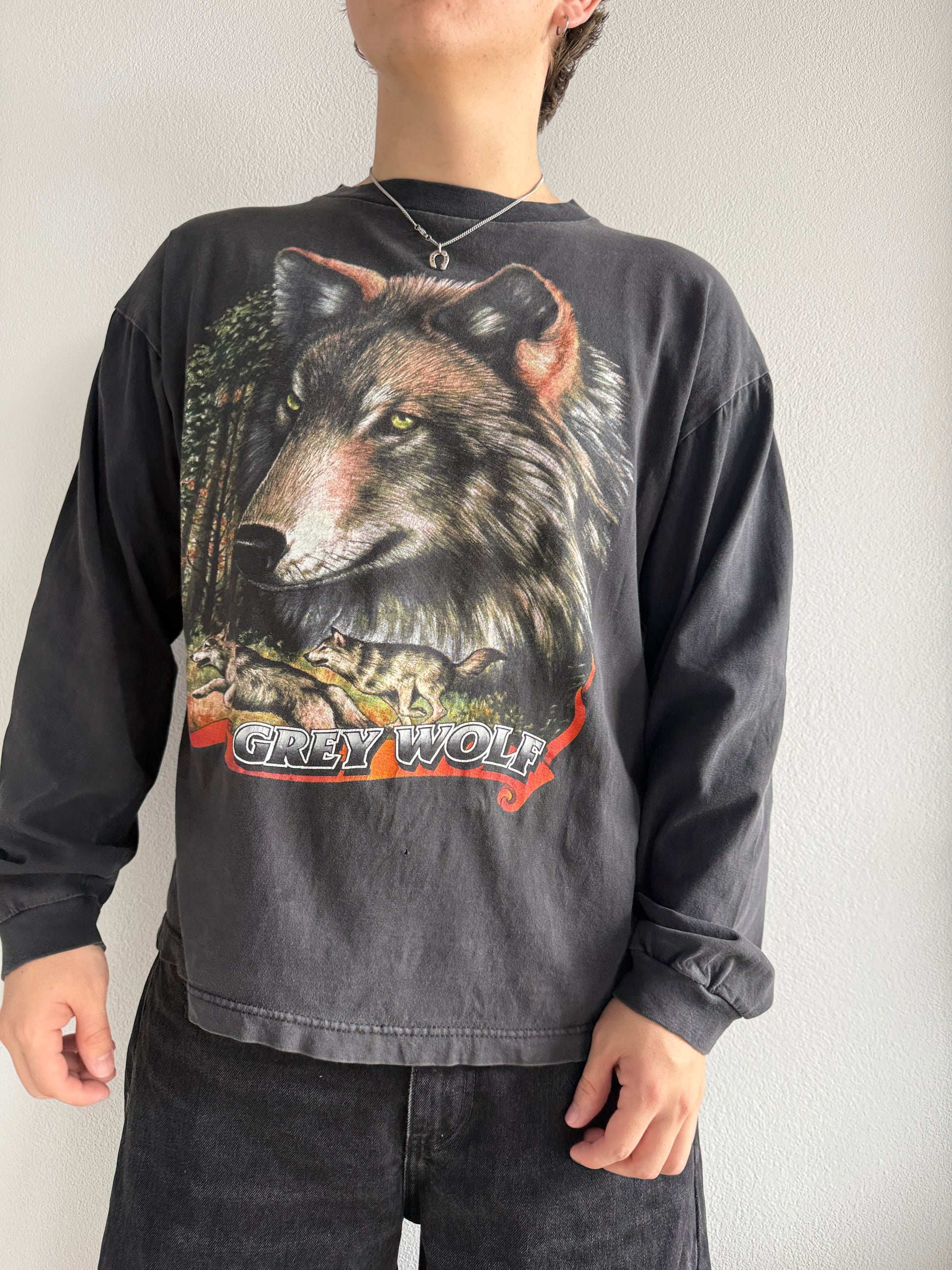 (BOXY M) 90’S VINTAGE WOLF FADED LONG SLEEVE