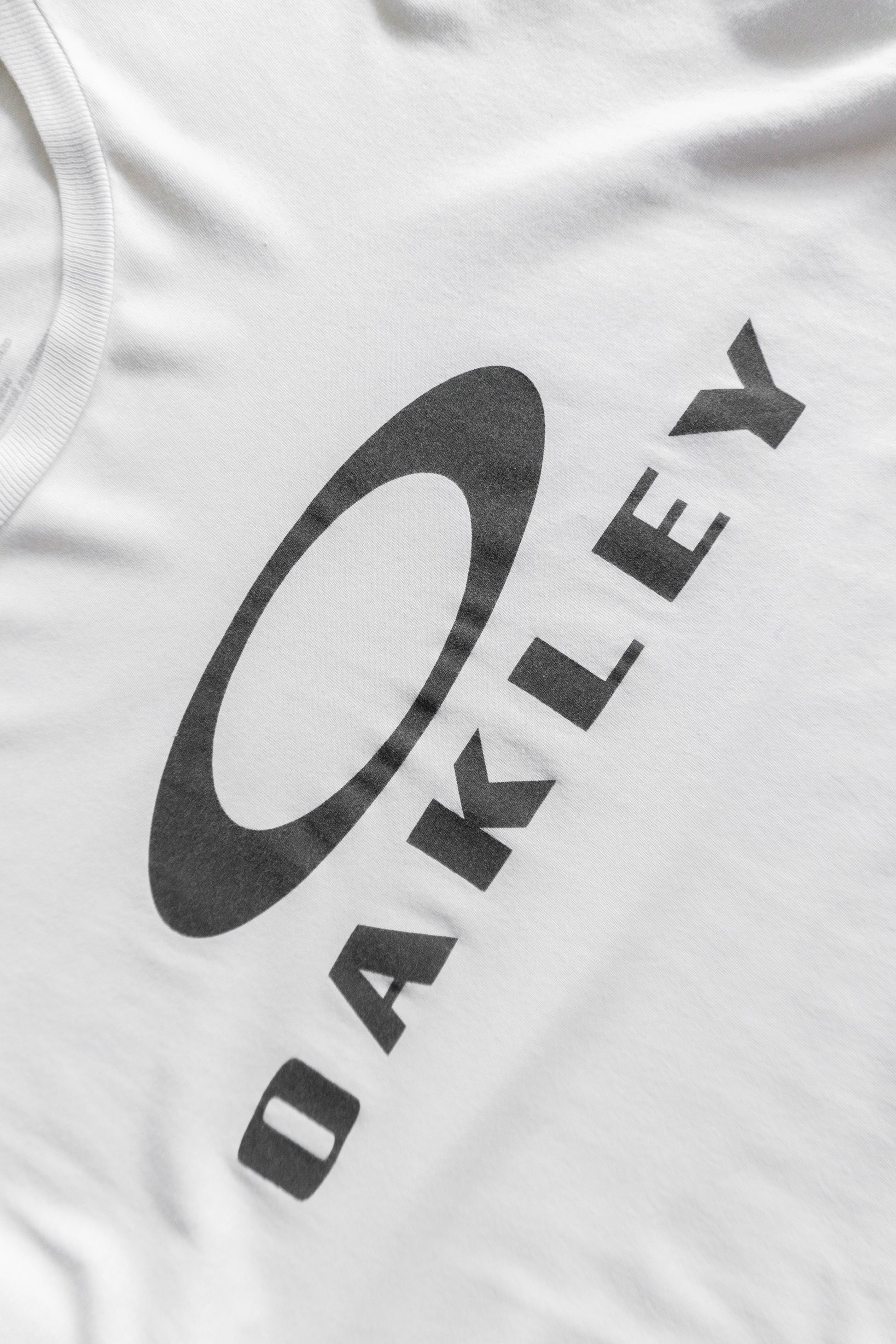 (S/M) OAKLEY TEE