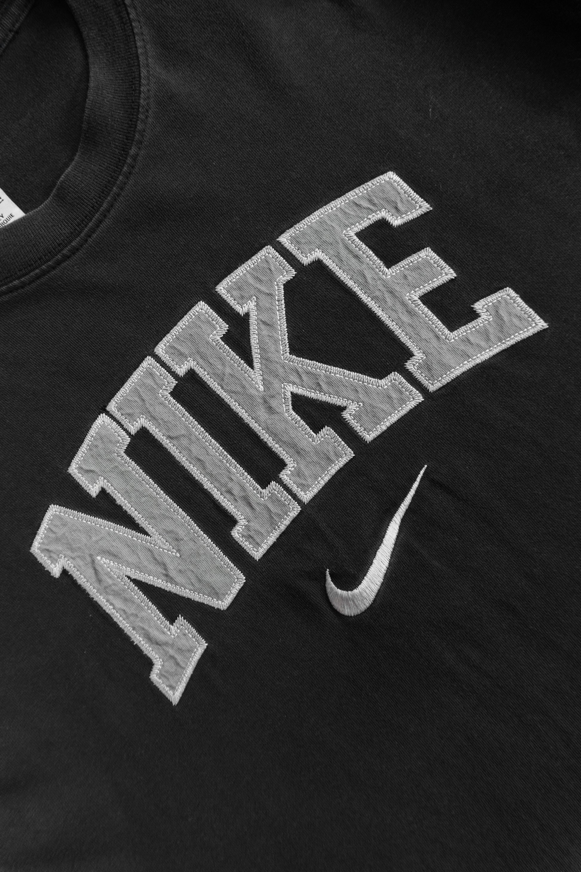 (S/M) NIKE BIG LOGO TEE