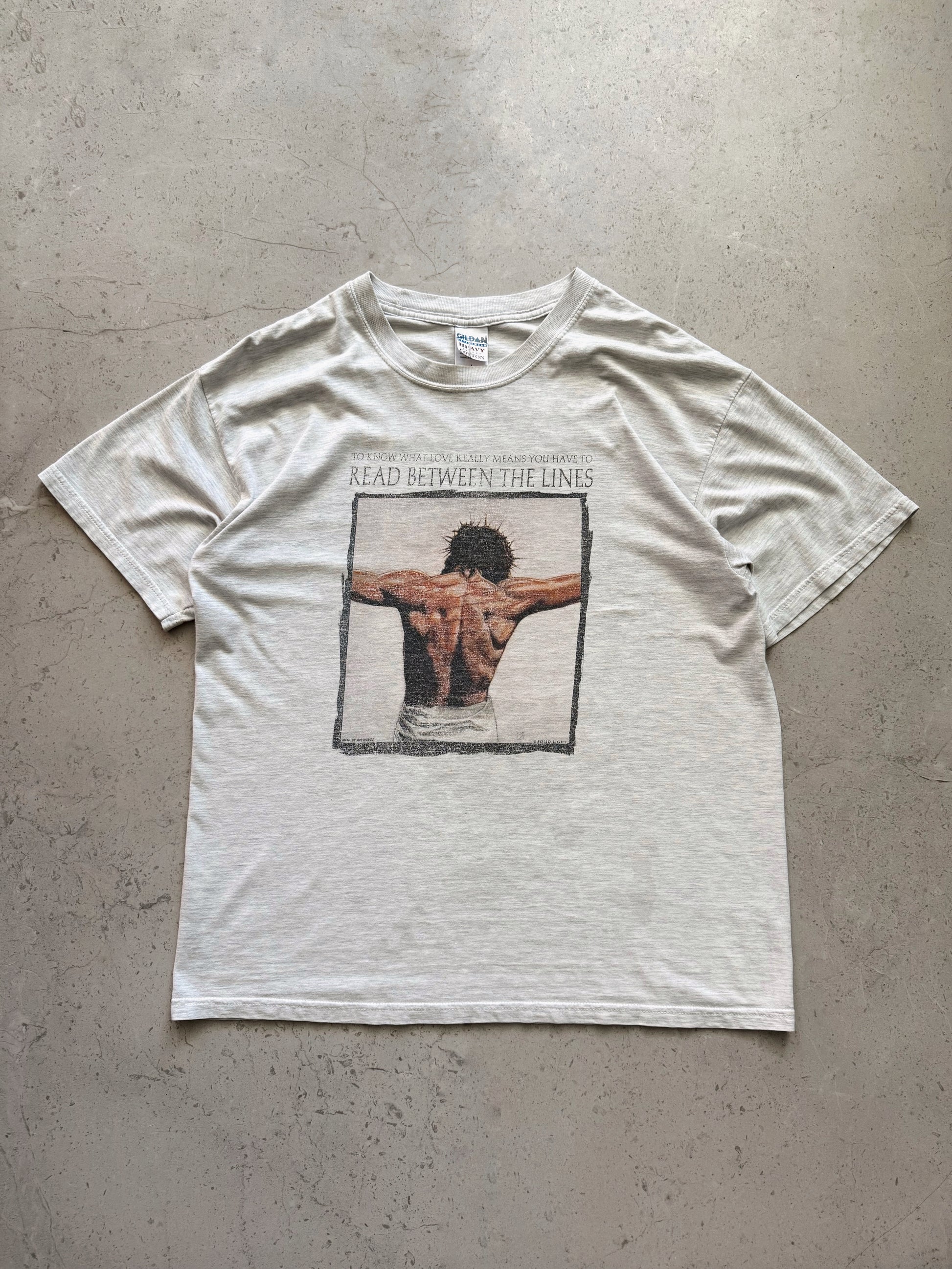 (L) 2000’S VINTAGE JESUS “READ BETWEEN THE LINES” TEE