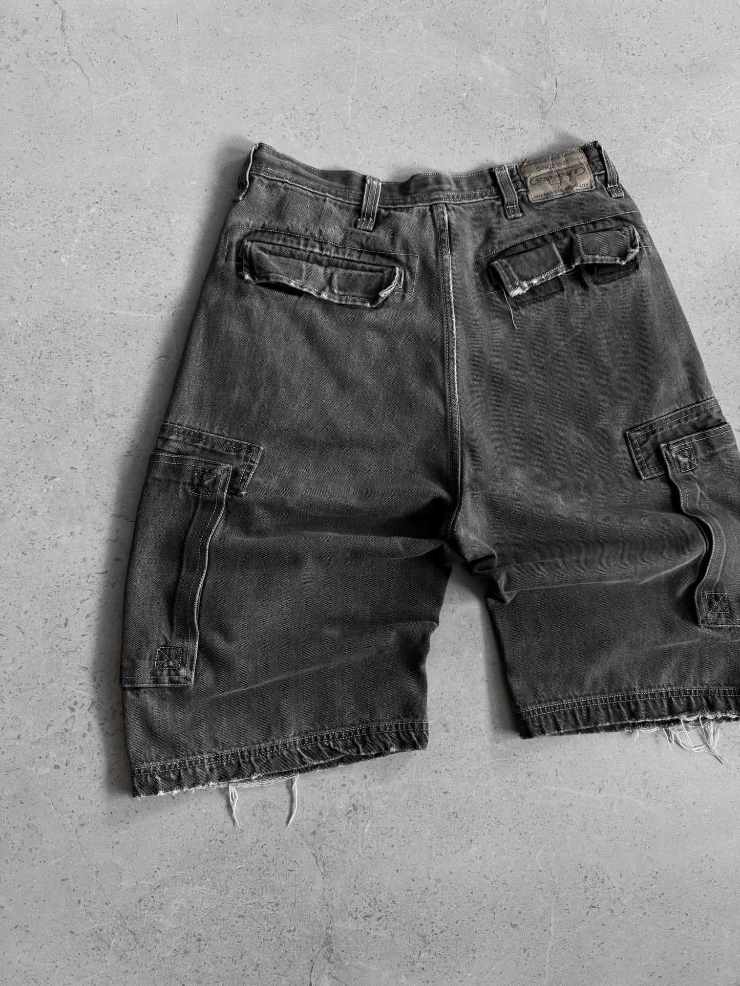 VINTAGE SIDEOUT AMAZING FADED CARGO JORTS - 30