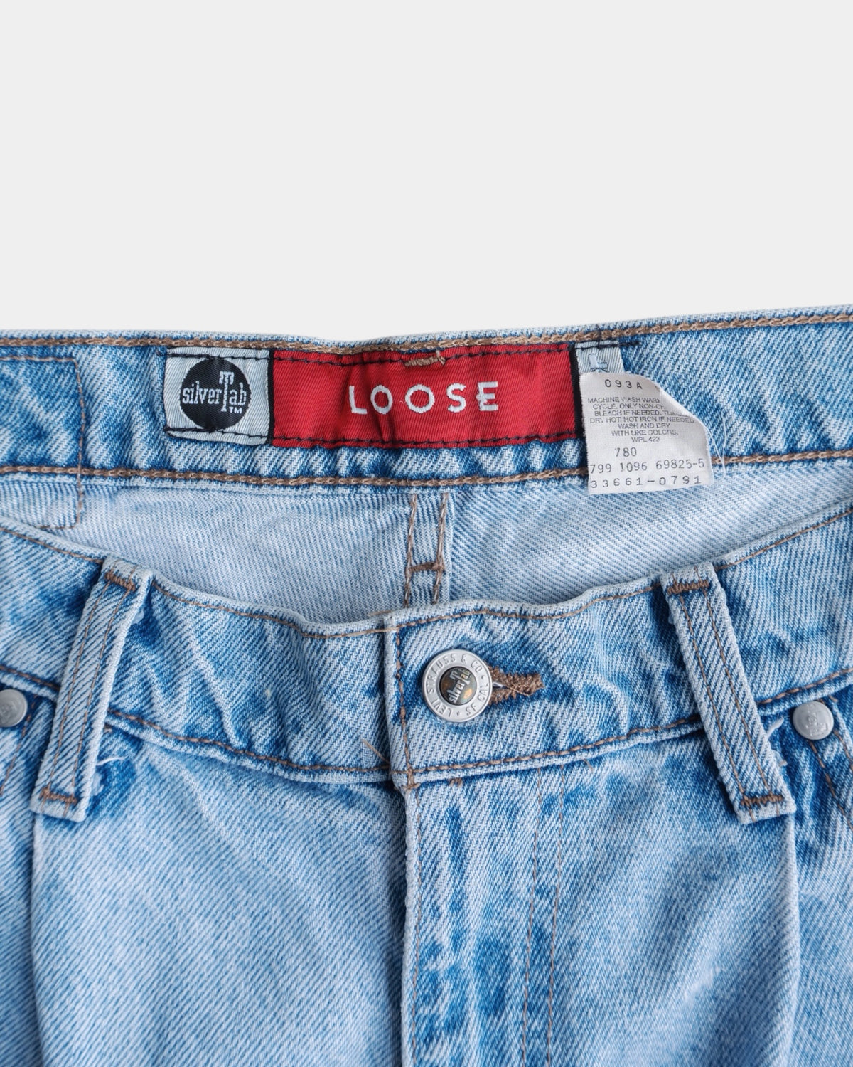 VINTAGE LEVIS SILVER TAB DENIM SHORT - 34