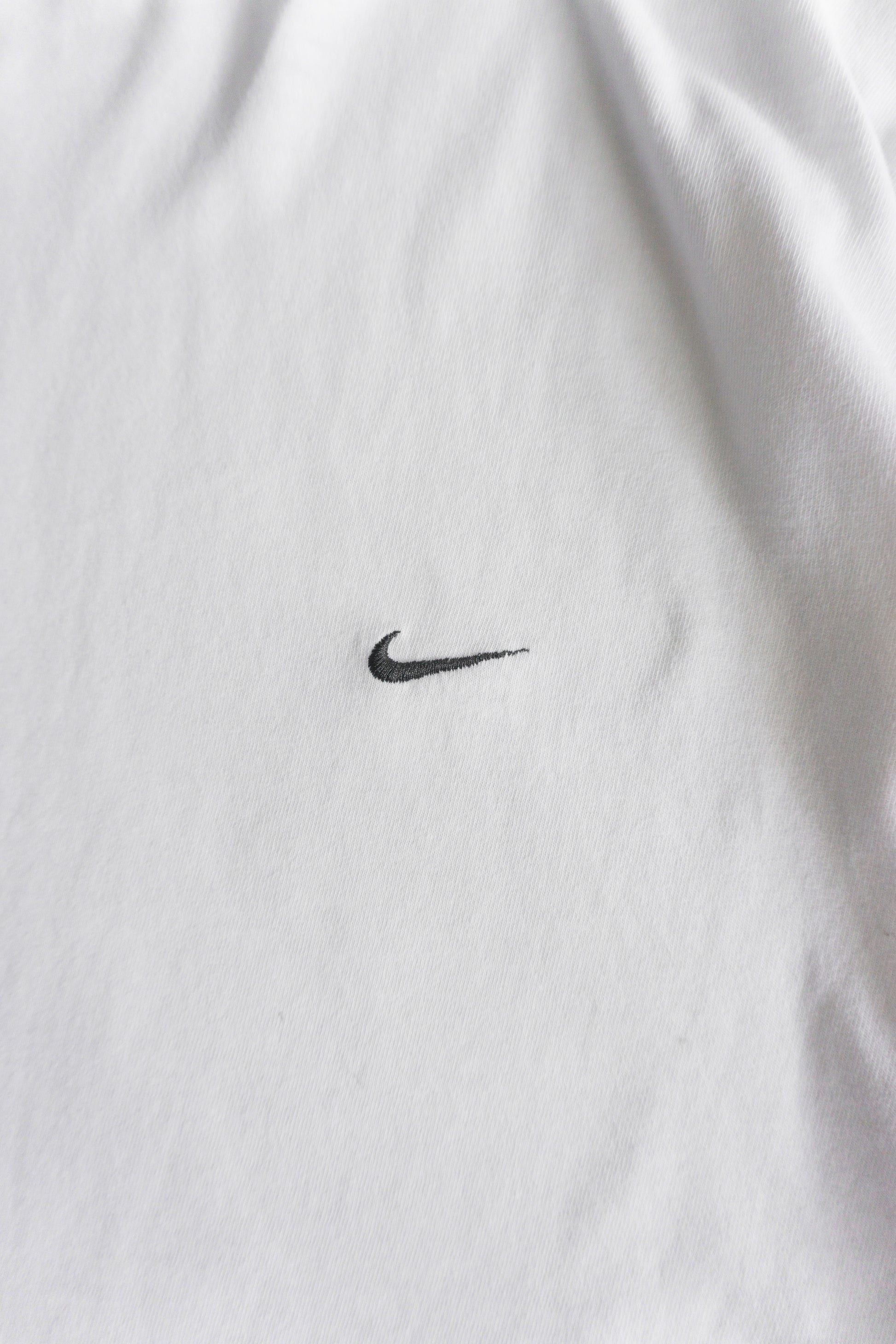 (XL) 90’S VINTAGE NIKE TEE