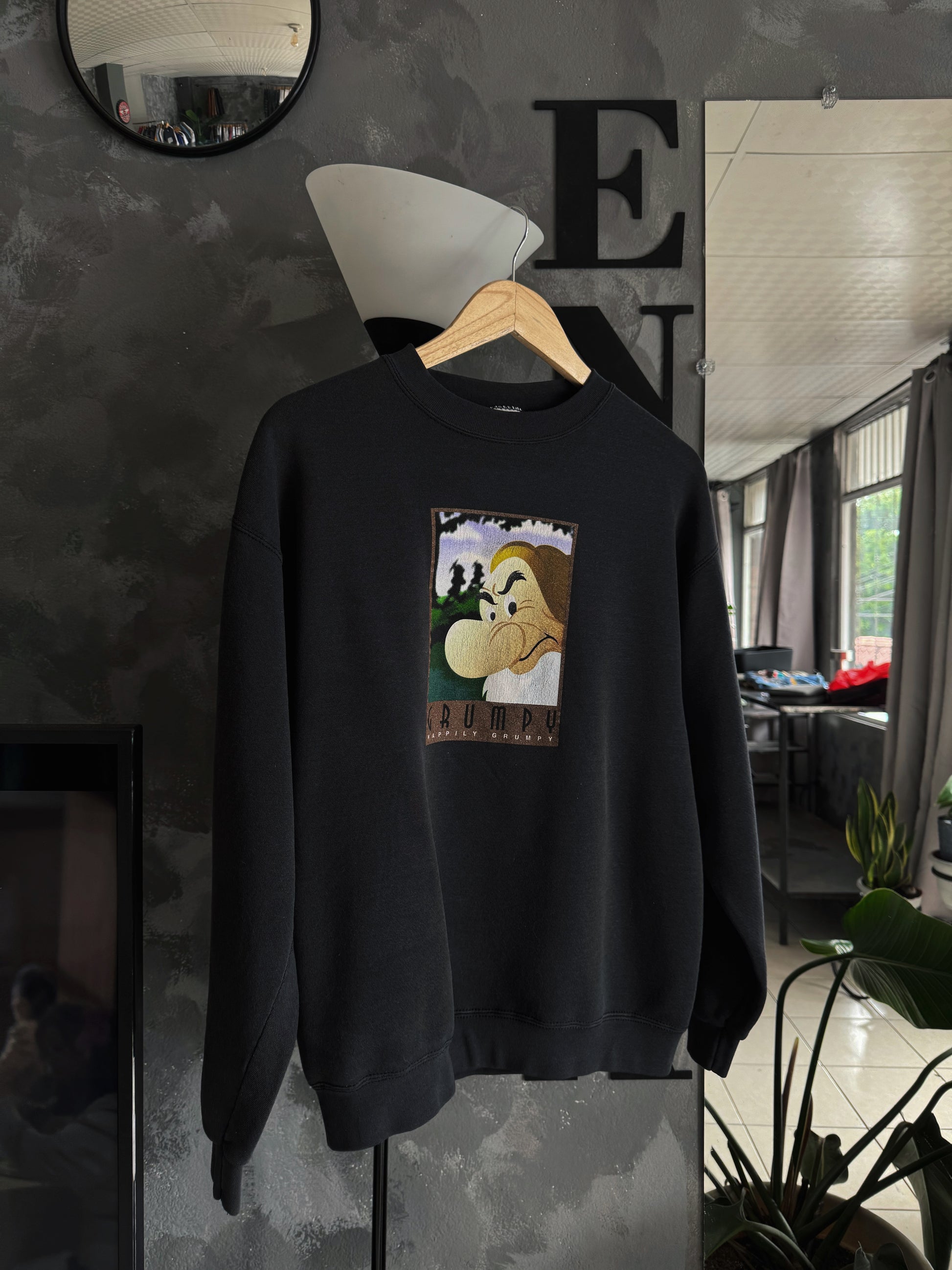 (M) 90’S VINTAGE DISNEY GRUMPY CREWNECK