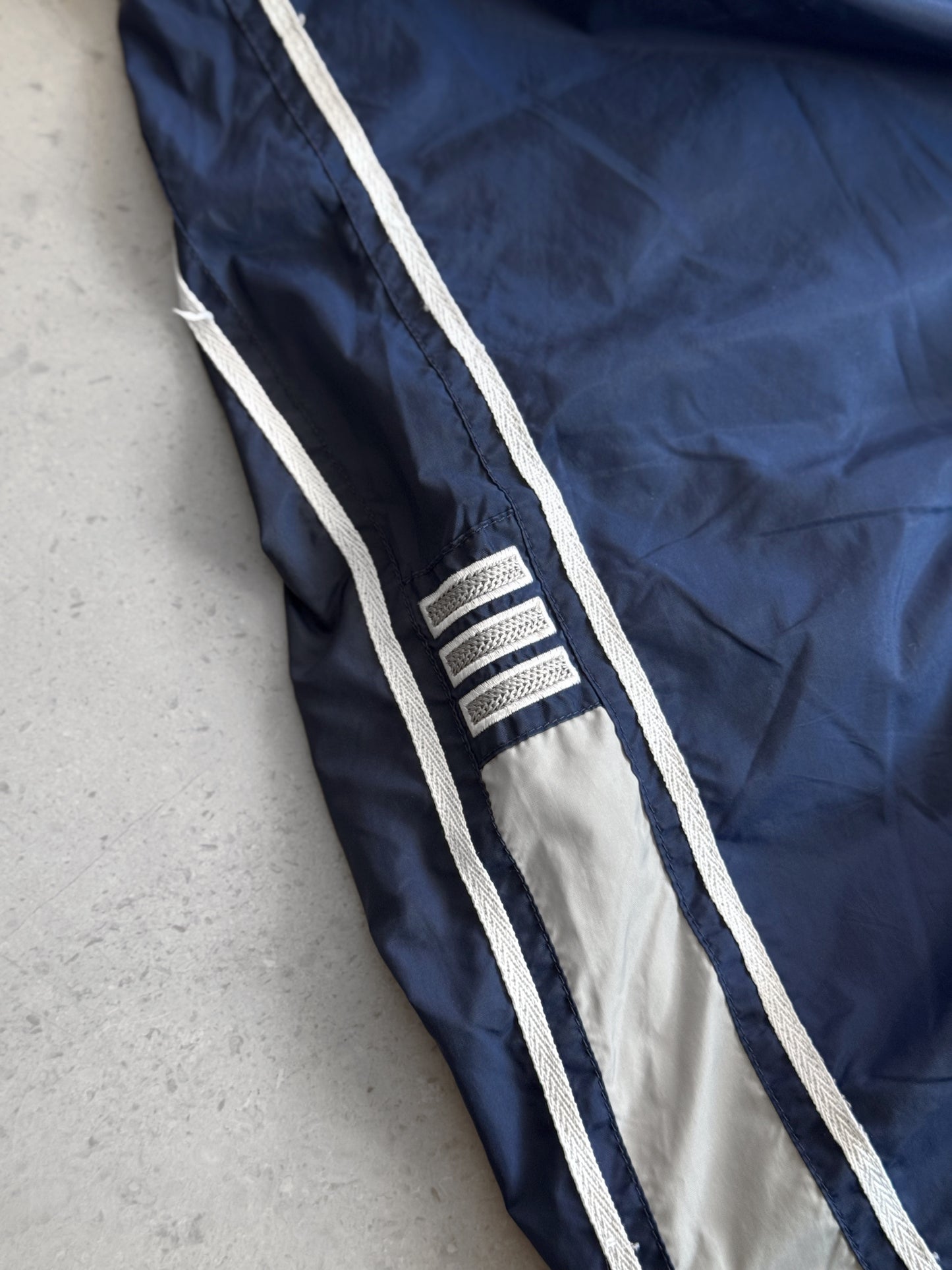 (XL) VINTAGE ADIDAS RETRO TRACK PANTS