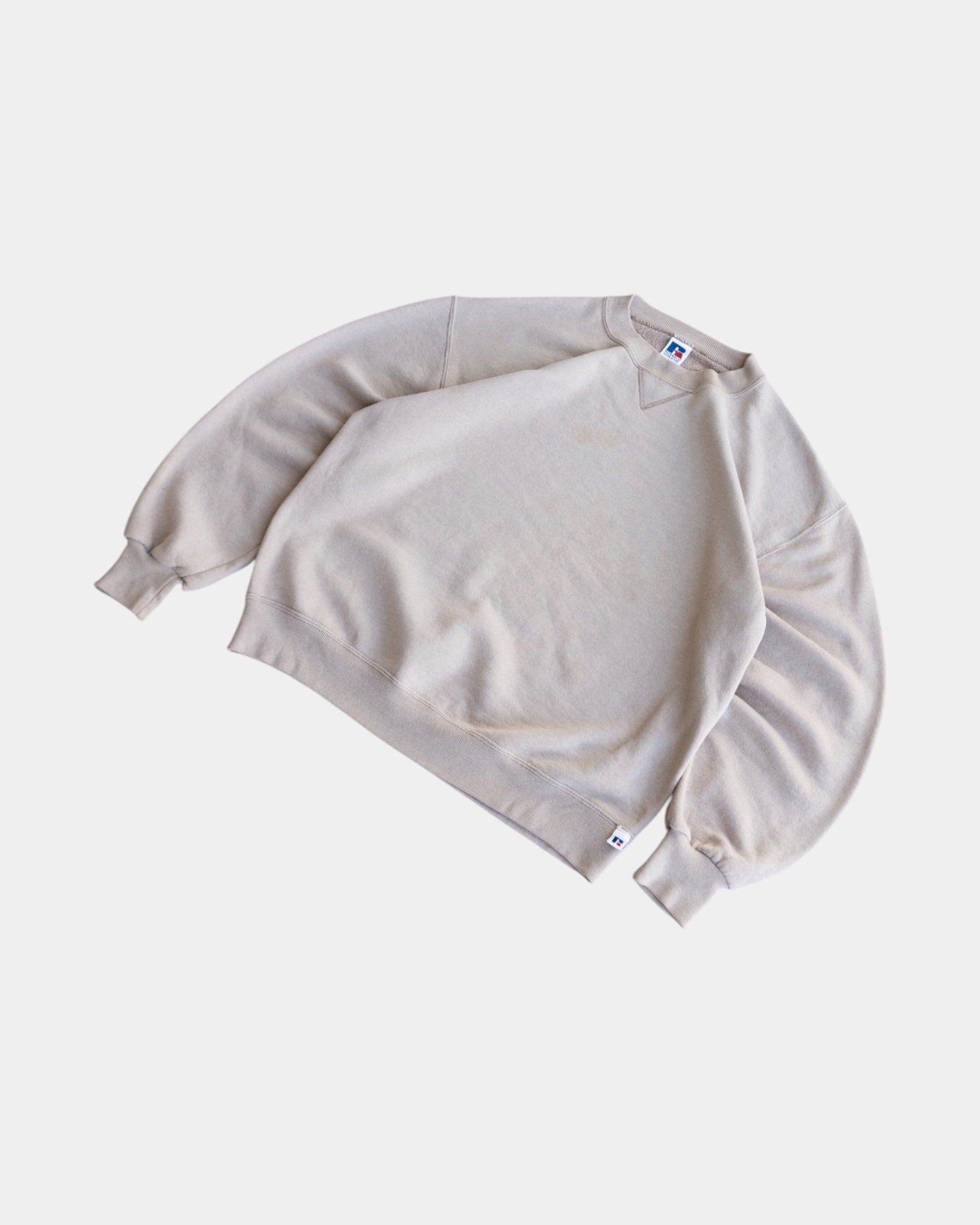 (L) 90’S VINTAGE RUSSELL MADE IN USA STONE CREWNECK