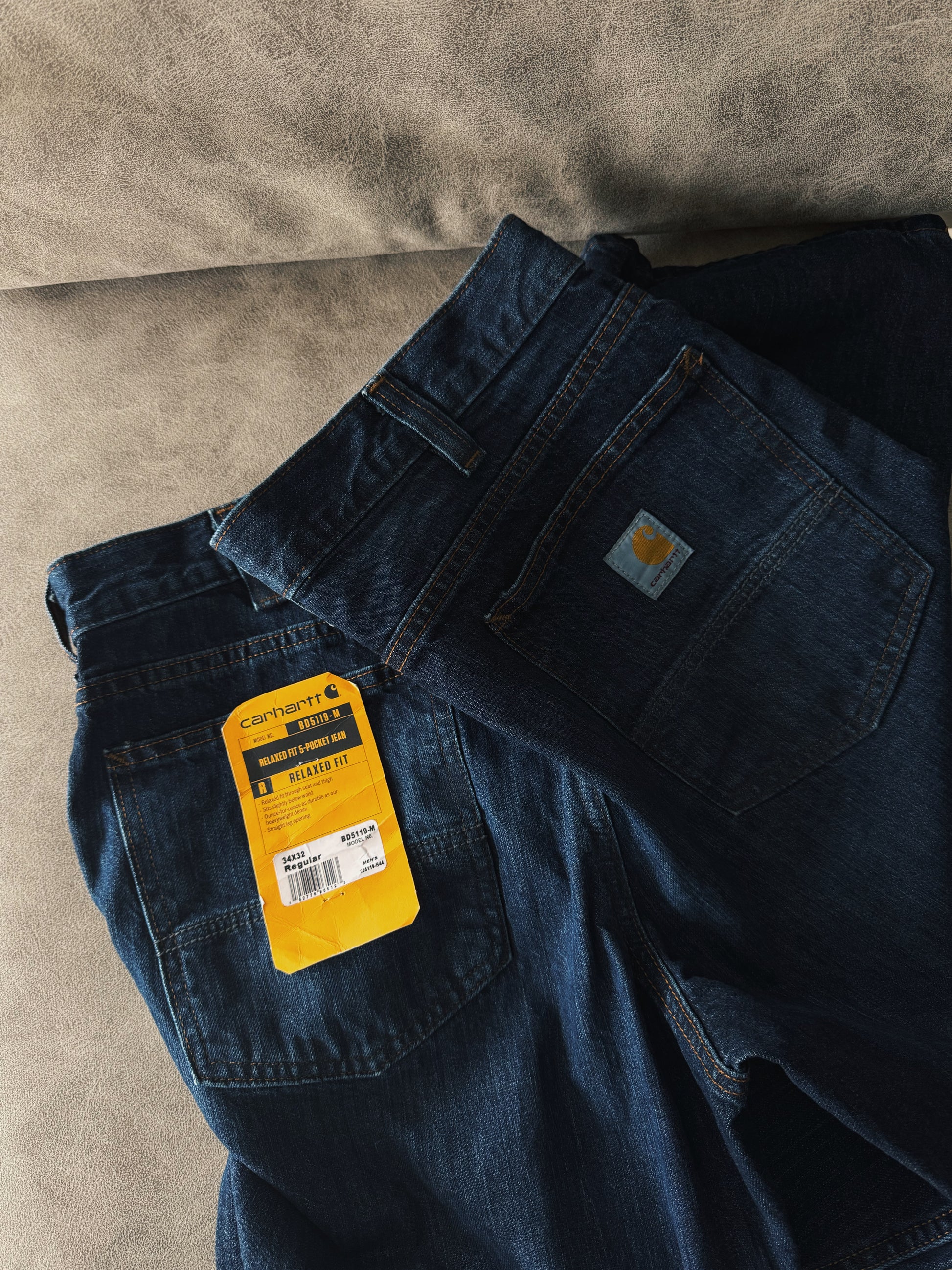 CARHARTT DENIM PANTS - 34x32 (NEW)