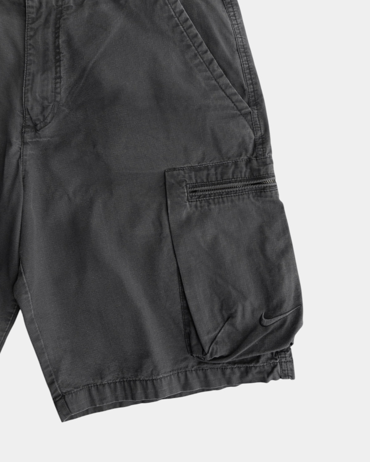 VINTAGE NIKE HIKING CARGO SHORT - 34