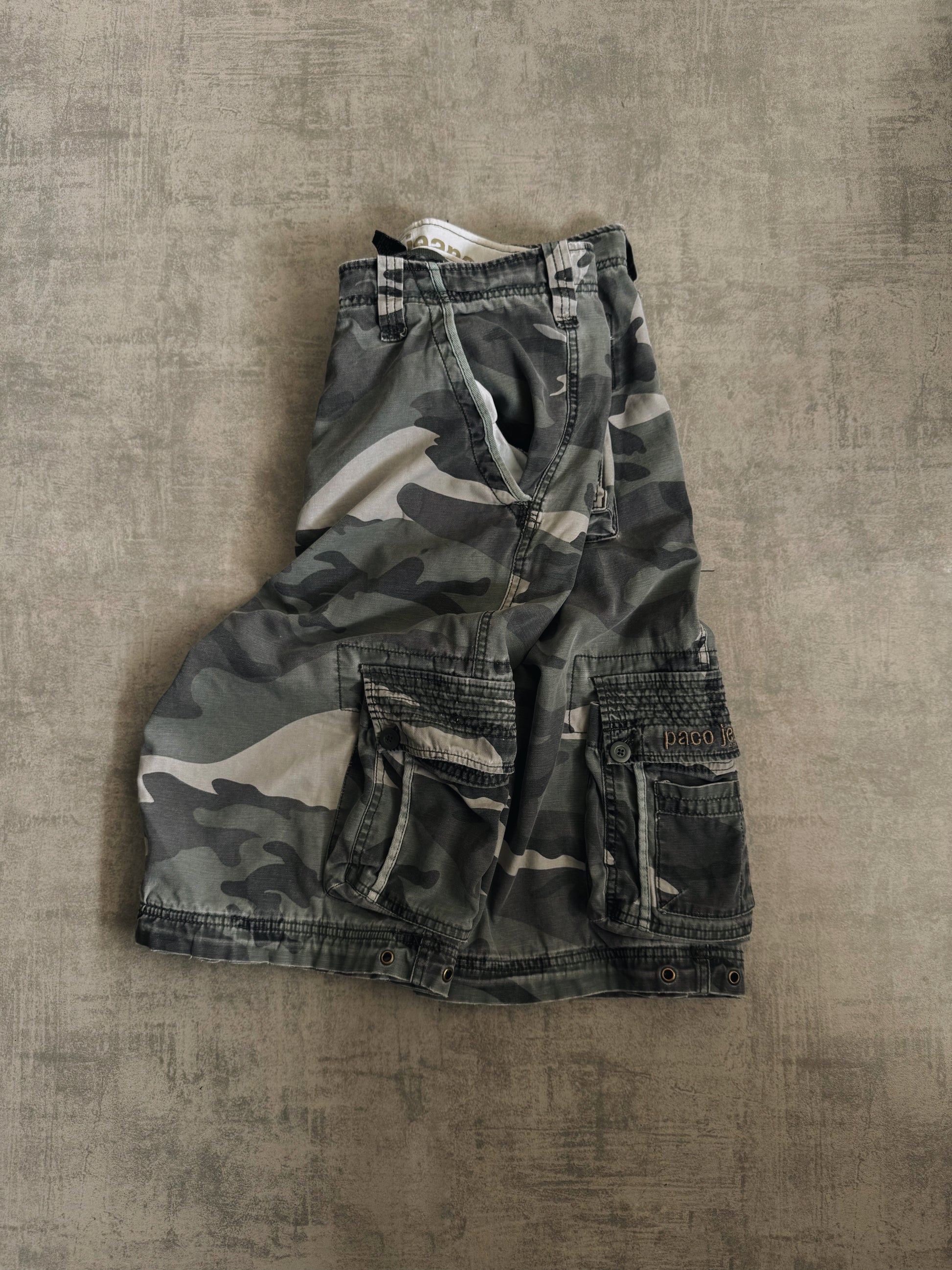 VINTAGE PACO JEANS CAMO JORT - 33