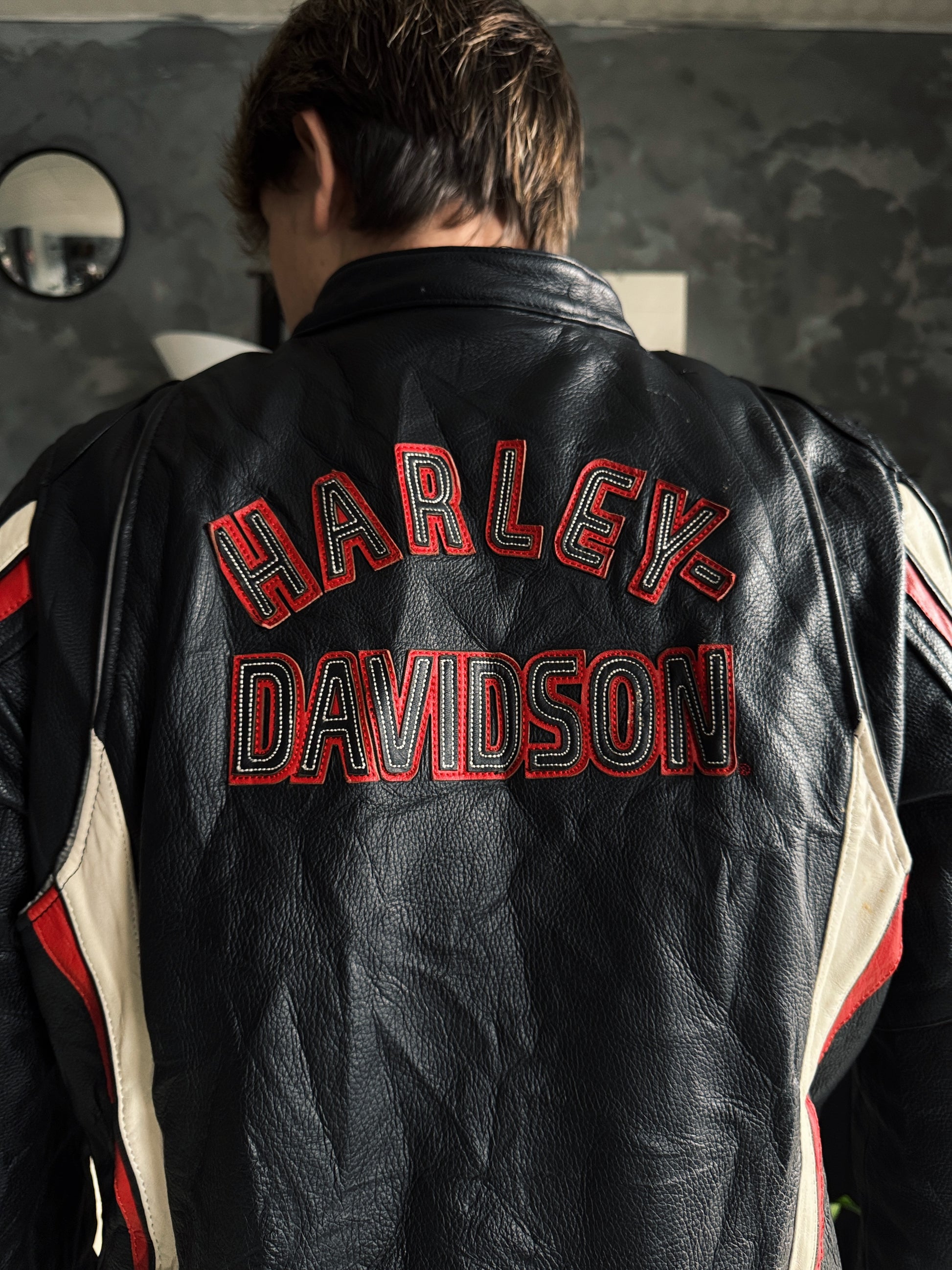 (L) VINTAGE HARLEY DAVIDSON LEATHER JACKET