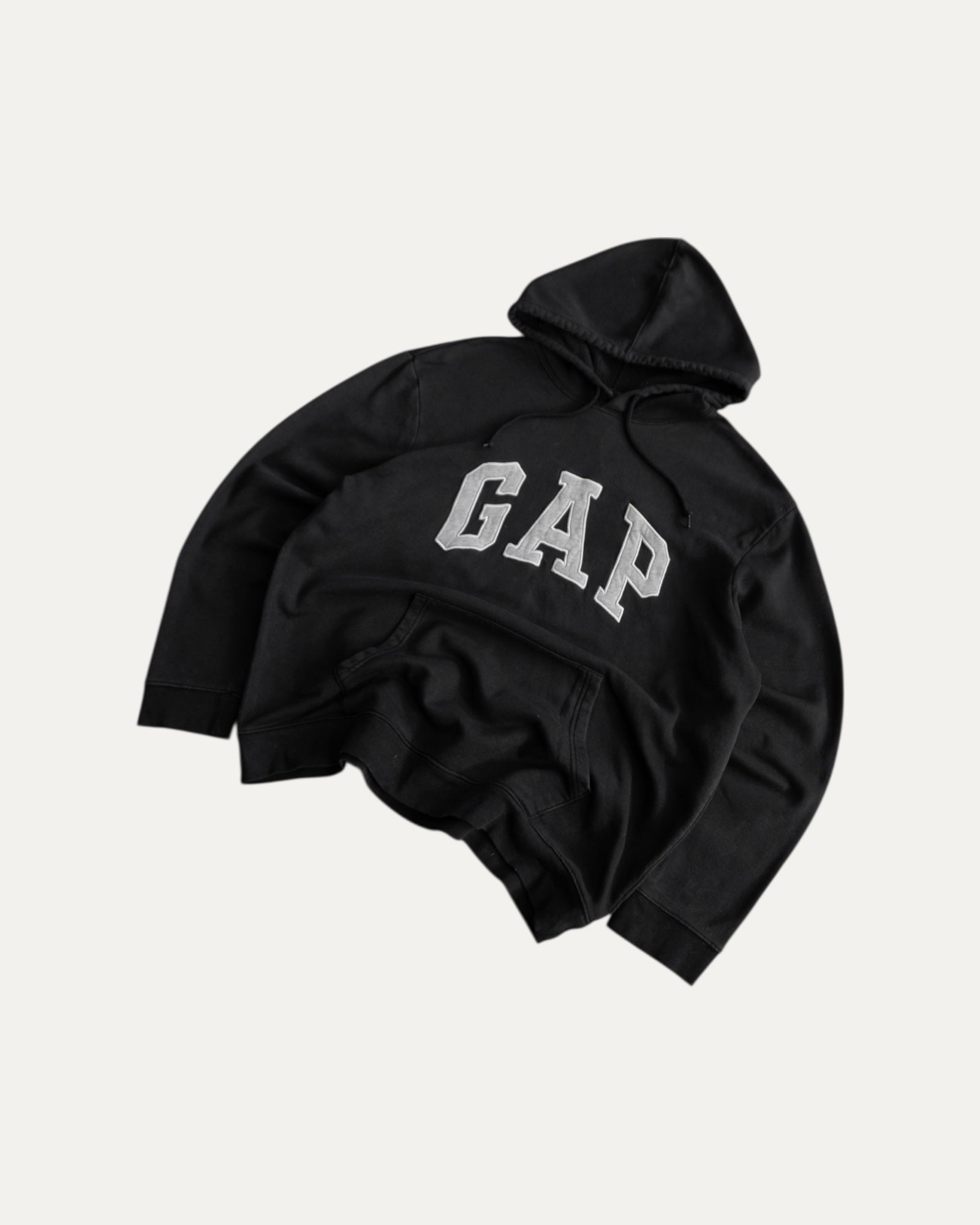 (FIT M) GAP BLACK HOODIE