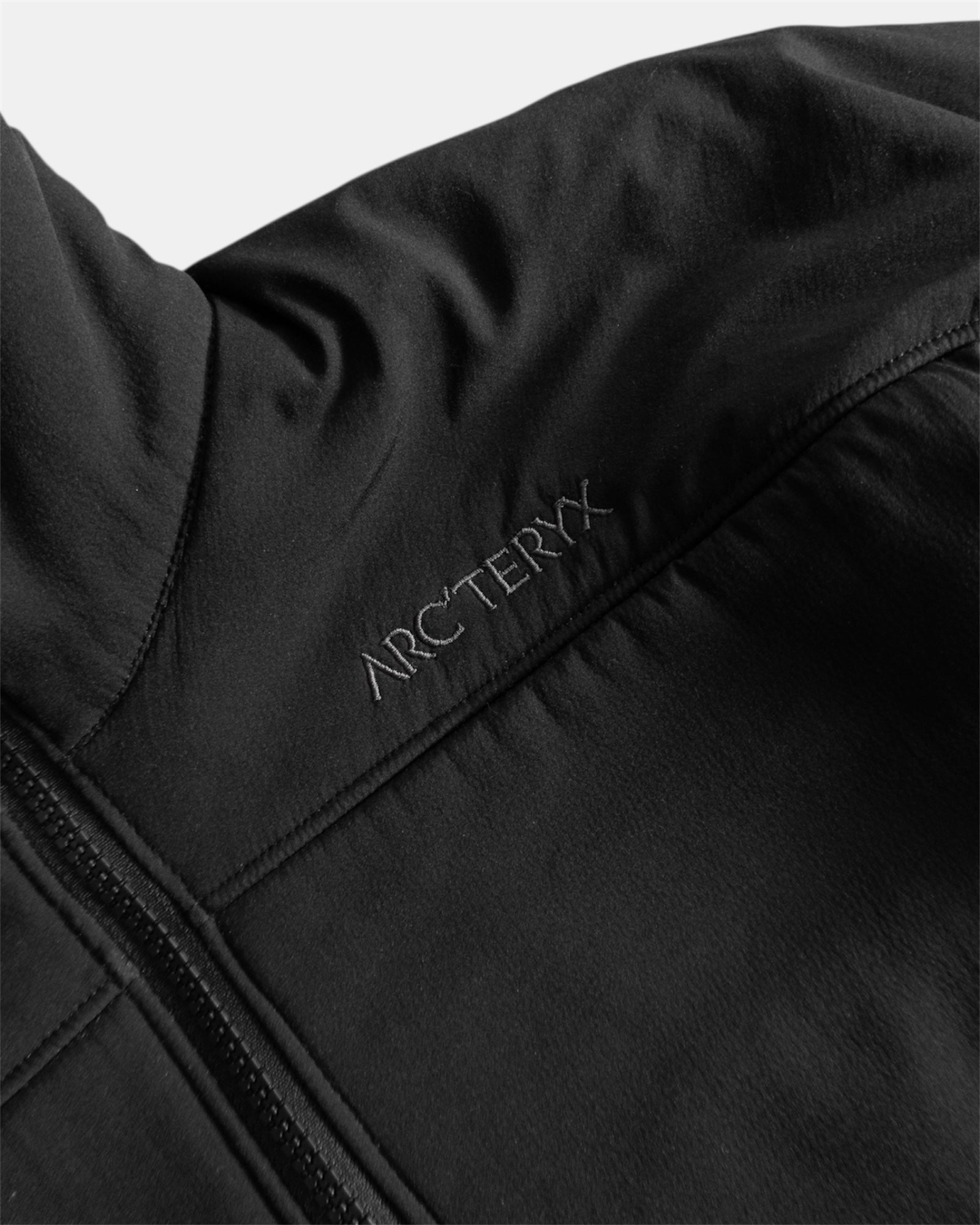 (S/M) ARC’TERYX BLACK JACKET
