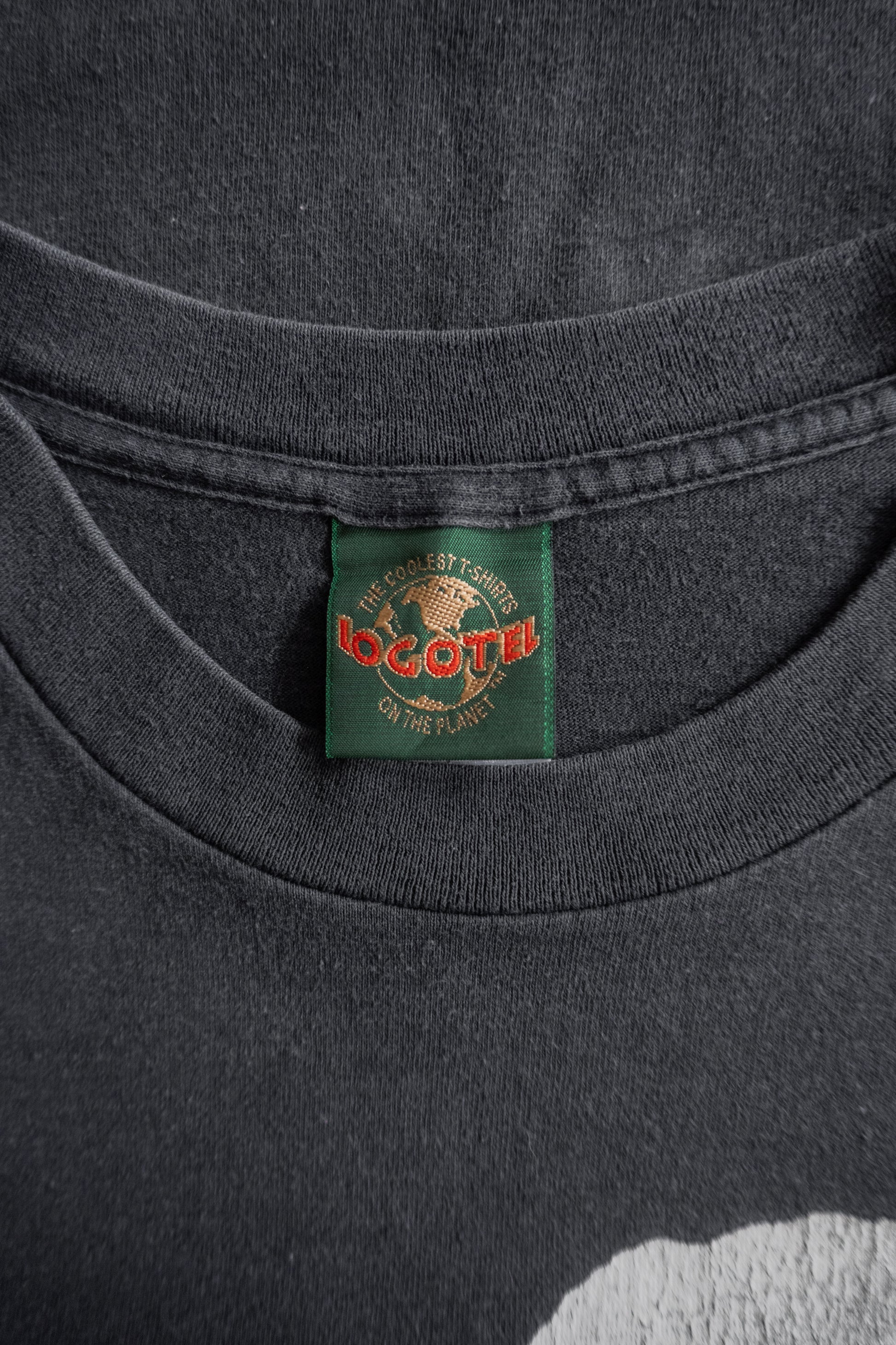 (M/L) 1996 VINTAGE SNOOPY FADED TEE