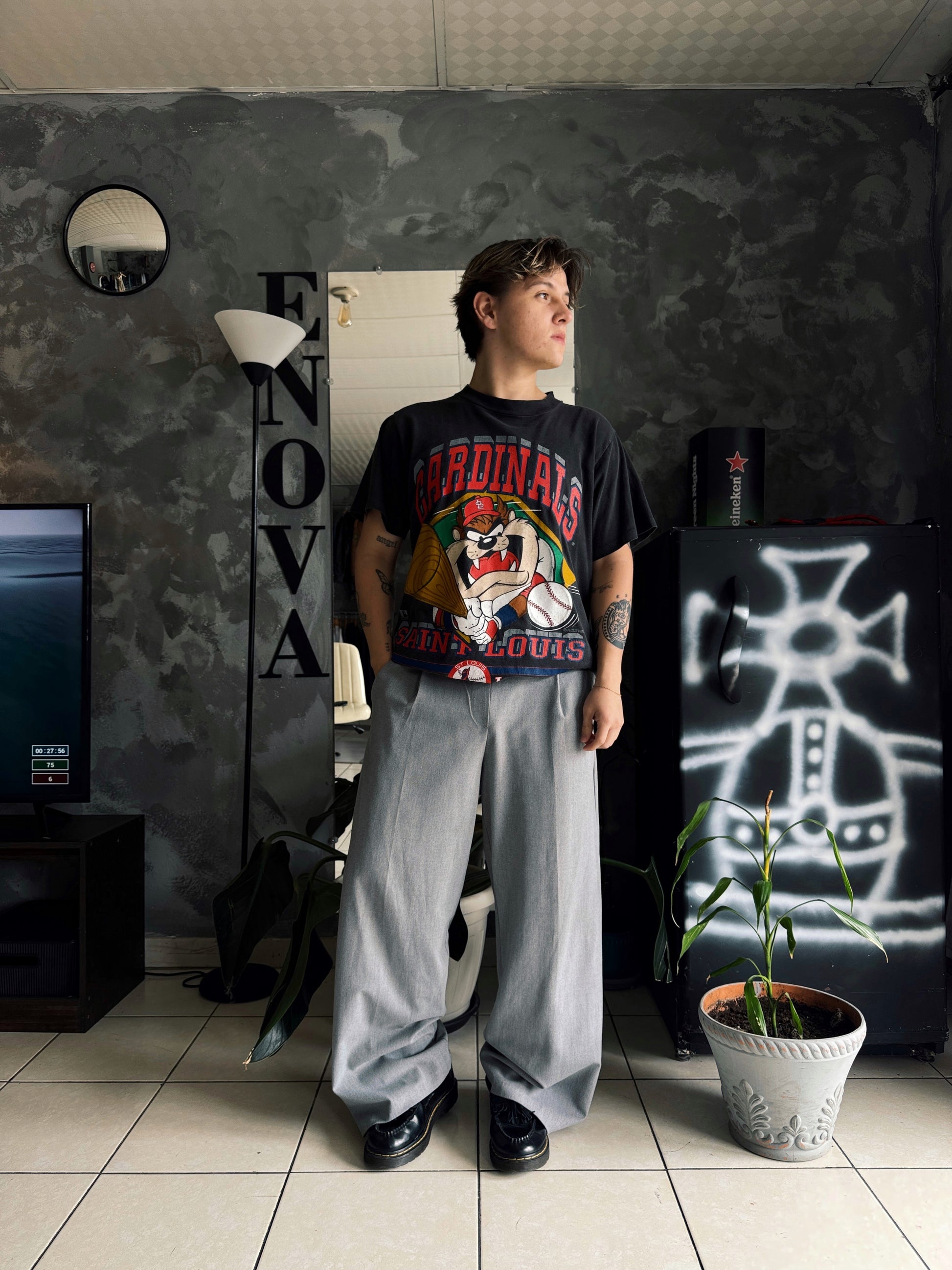 (L) 90’S VINTAGE LOONEY TUNES CARDINALS TAZ TEE