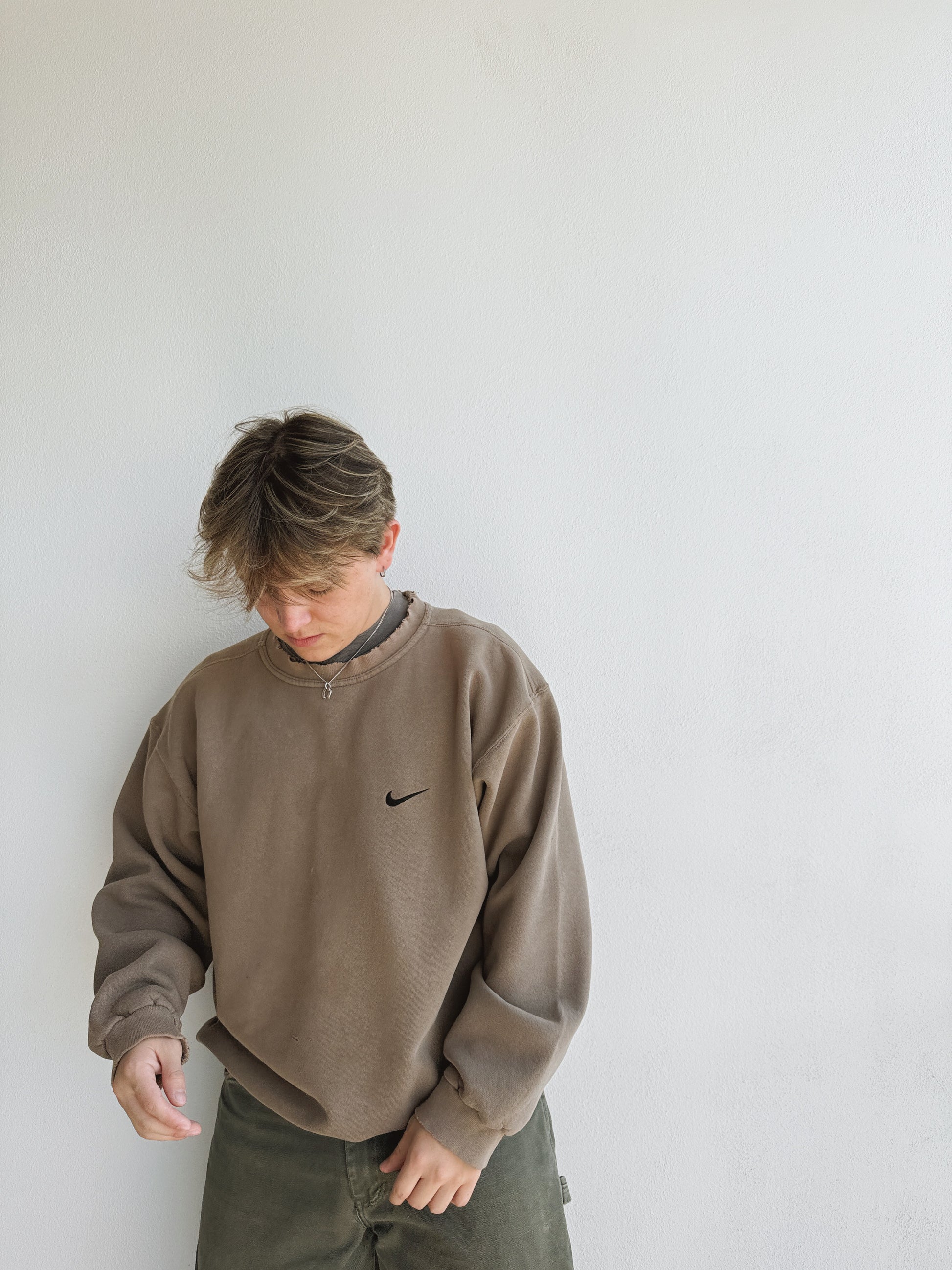 (L) 90’S VINTAGE NIKE FADED CREWNECK