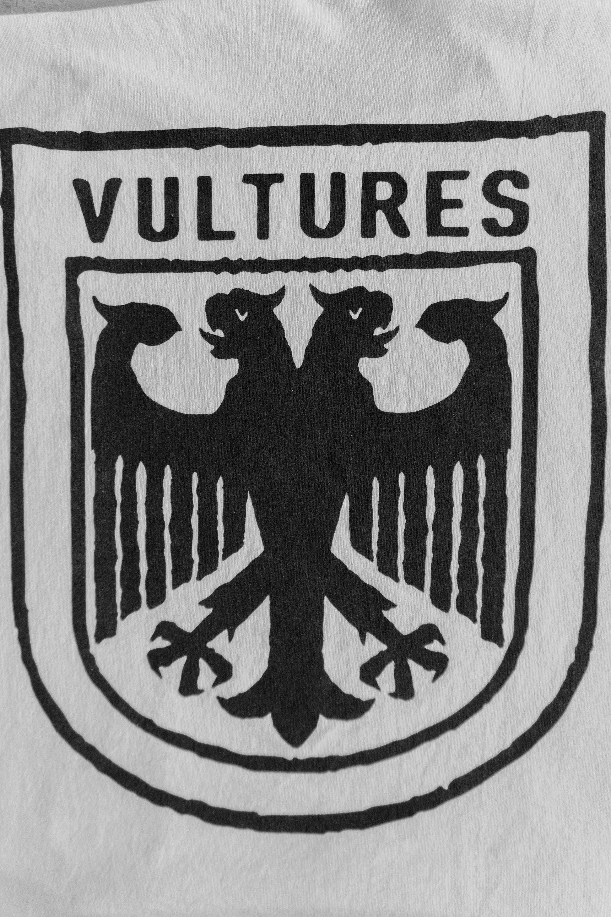 (M) KANYE WEST VULTURES SIZE 1