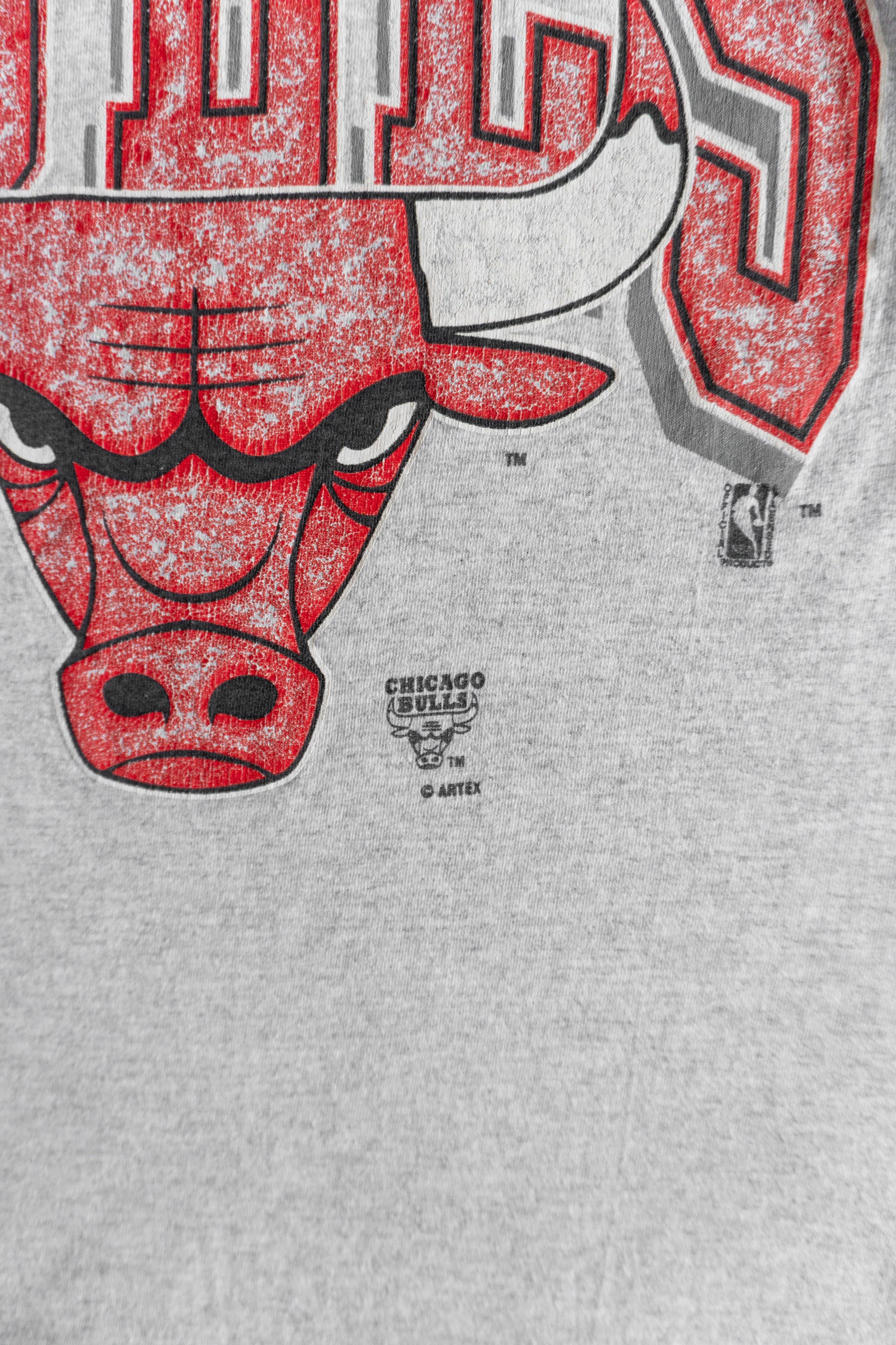 (L) 90’S VINTAGE CHICAGO BULLS NBA TEE