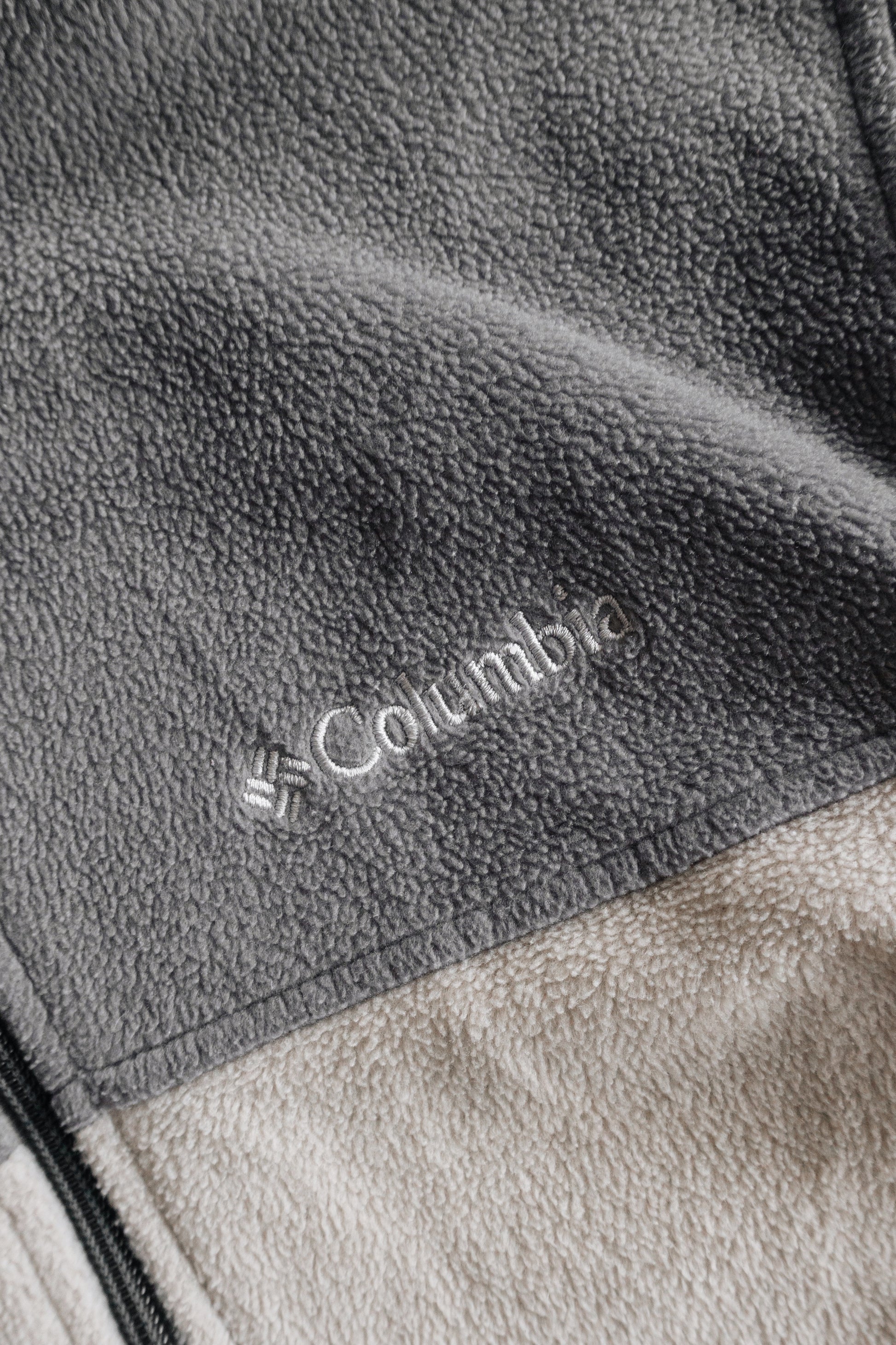 (M) COLUMBIA FLEECE JACKET