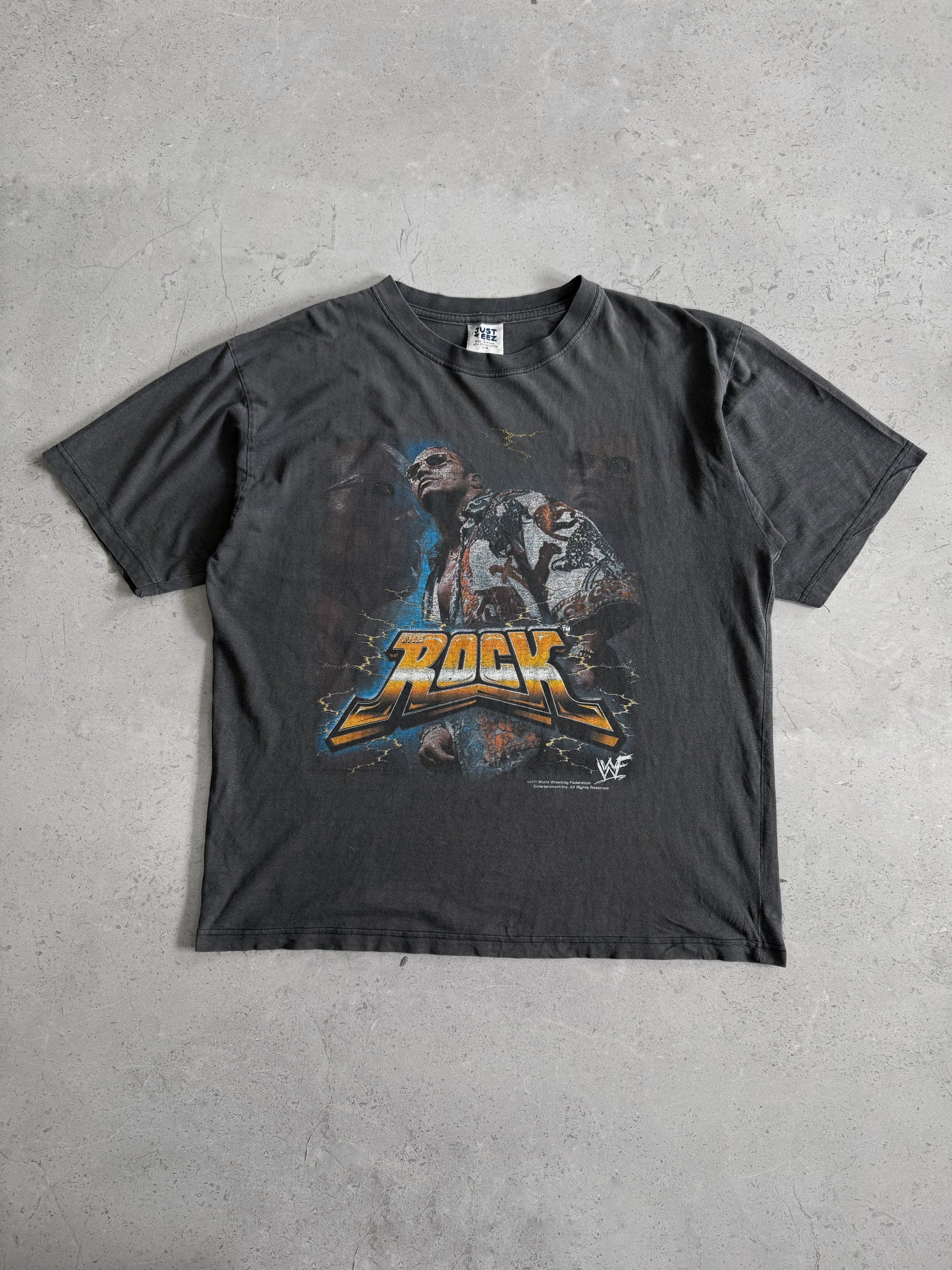 (L) RARE VINTAGE 00’S THE ROCK WWE FADED TEE