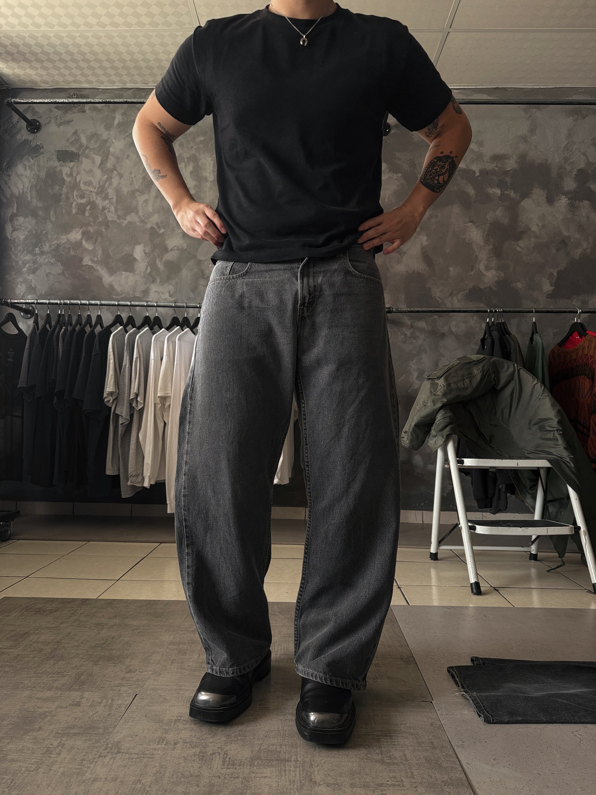 VINTAGE LEVIS 569 GRAY FADED PANTS - 32x37