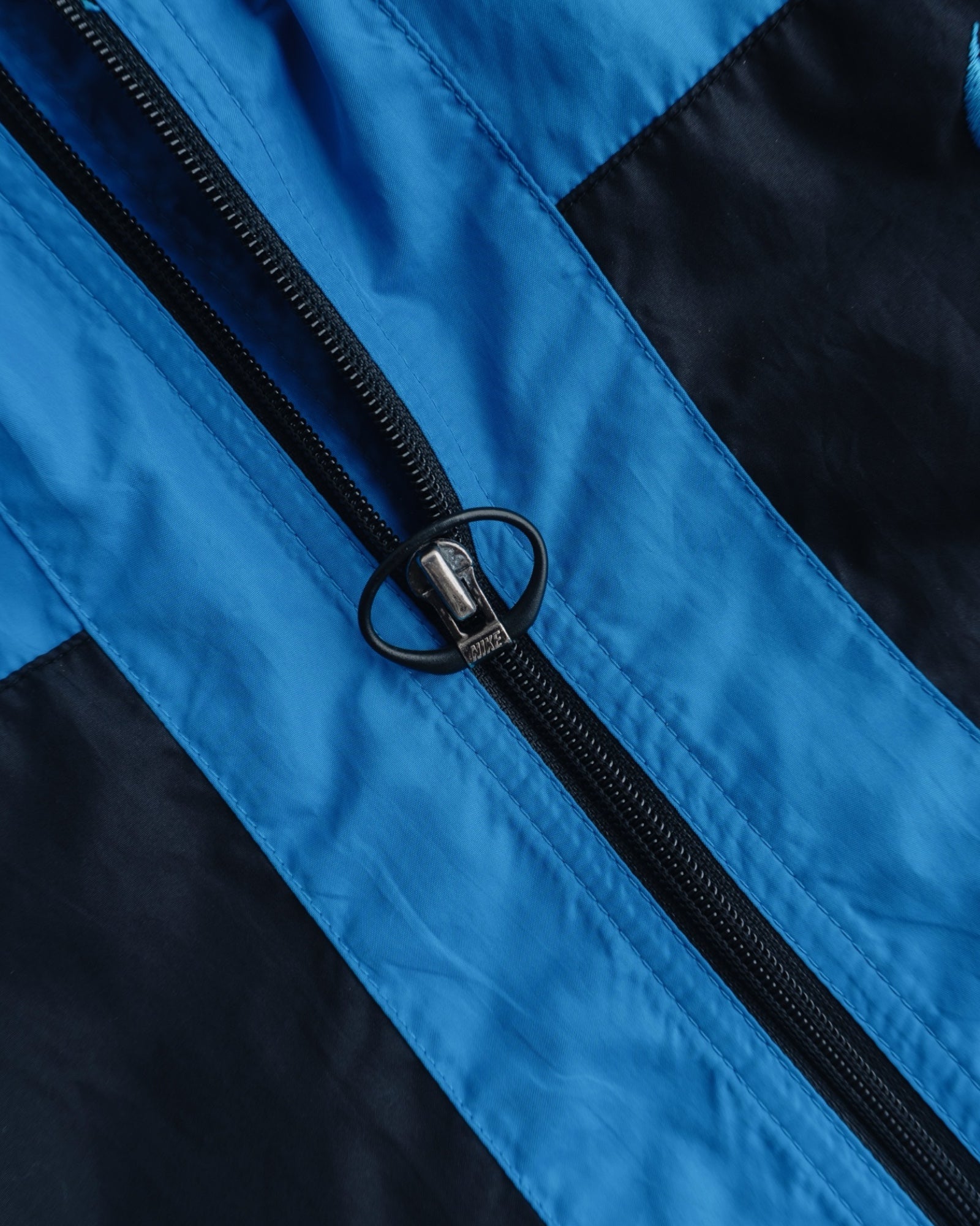 (XL) 90’S VINTAGE NIKE WINDBREAKER