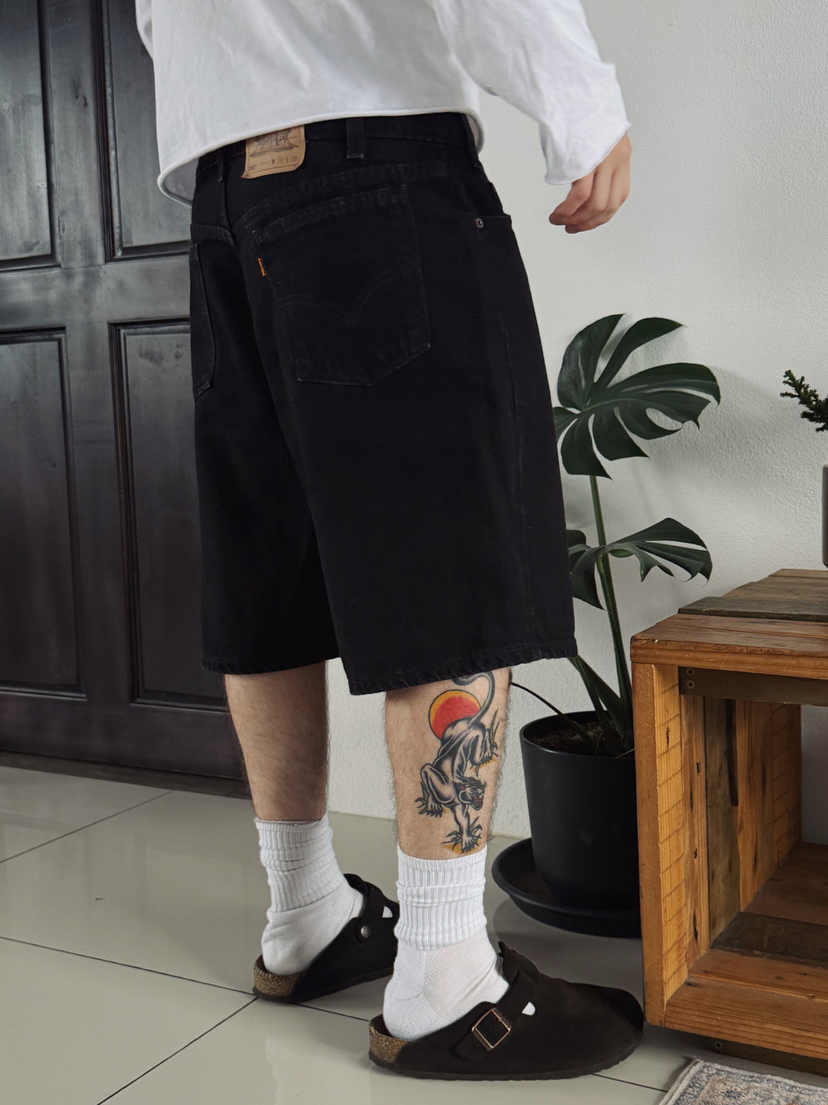 VINTAGE LEVIS SHORT - 38