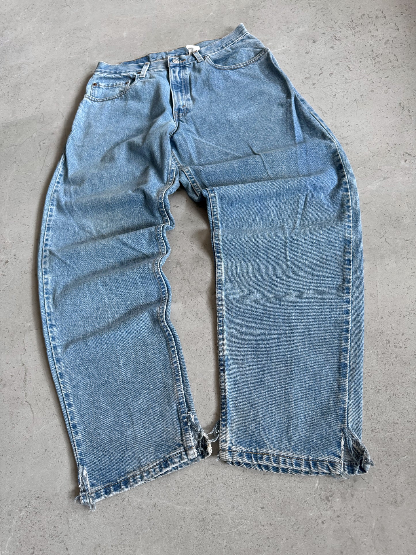 90’s Vintage Levi’s 560 Denim Pants