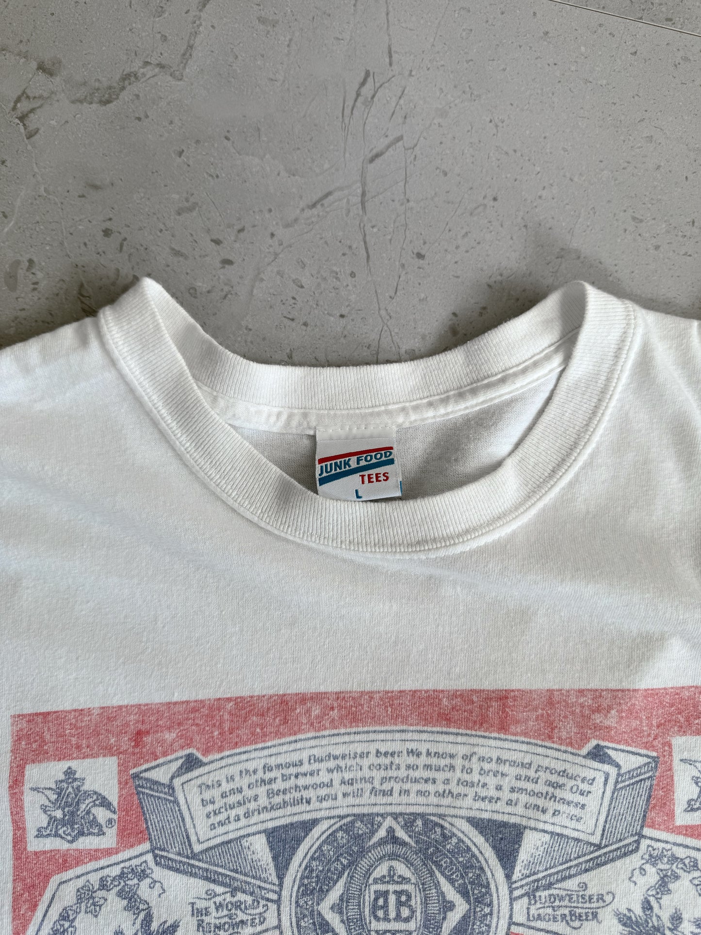 (L) 2000’S VINTAGE BUDWEISER JUNK FOOD TEE COLLECTION