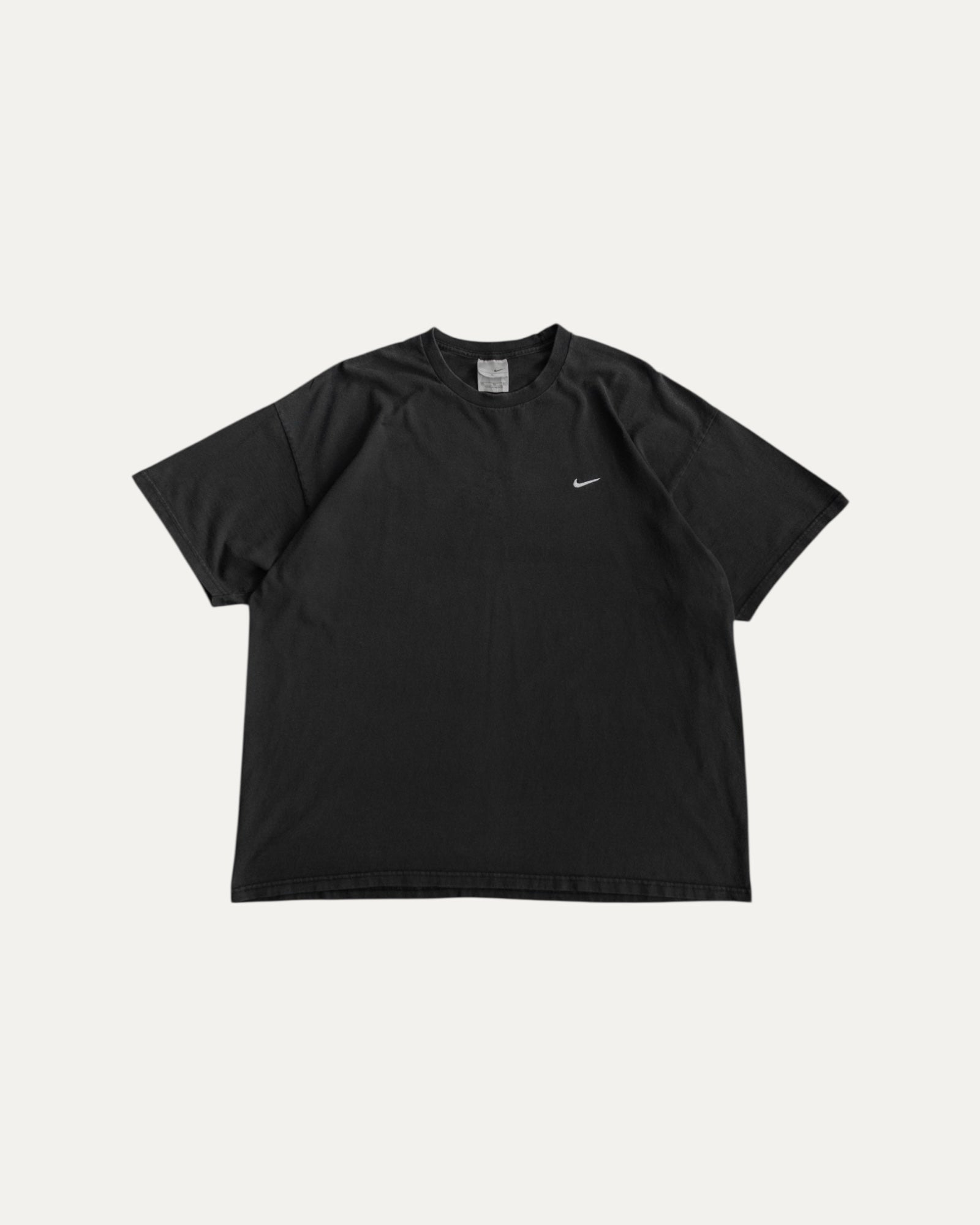 (XL) 90’S VINTAGE NIKE BLANK TEE