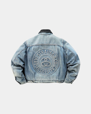 (M) STUSSY X LEVI’S EMBOSSED PRAGLAD TRCUKER JACKET