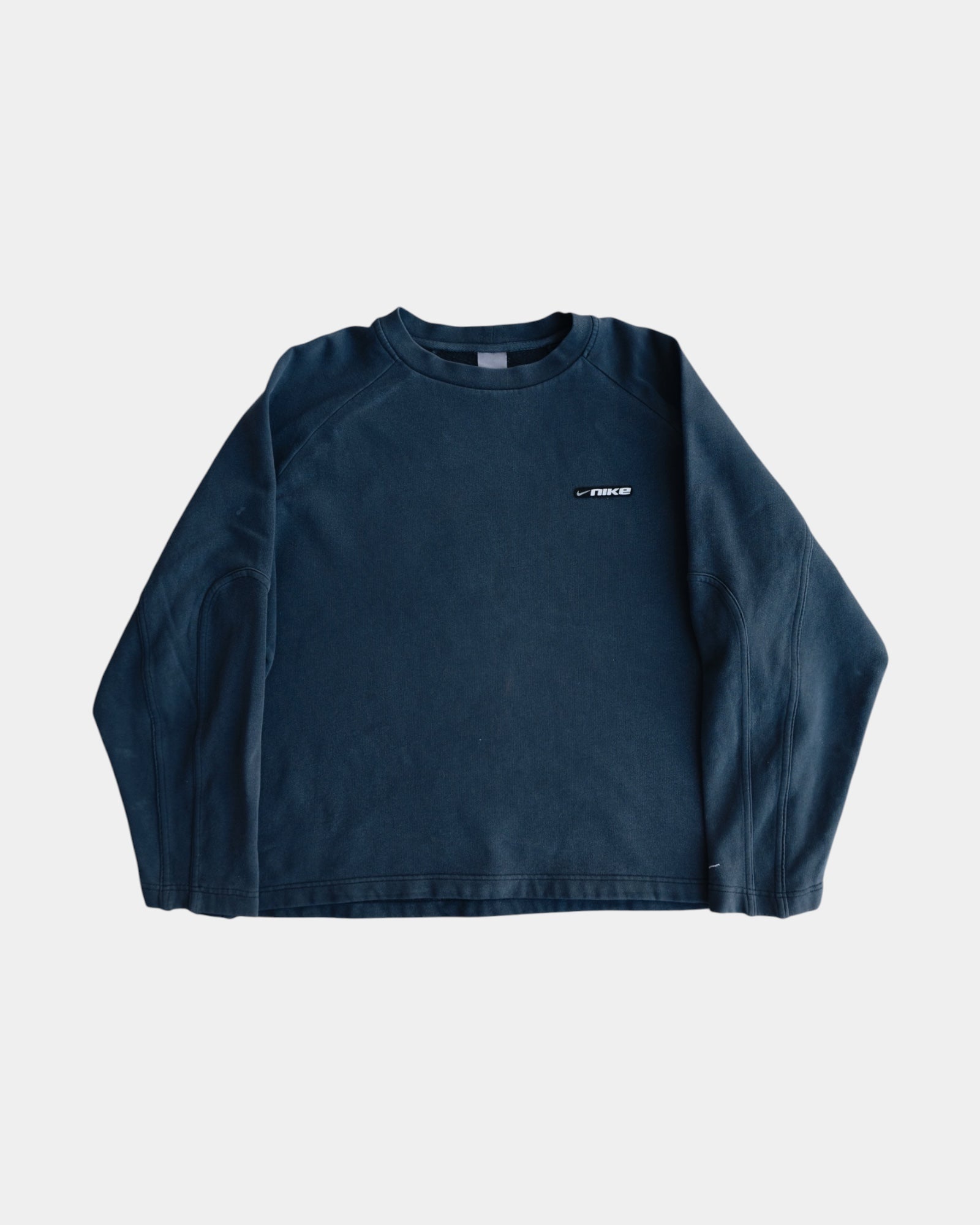 (L) 2000’S VINTAGE NIKE BOXY CREWNECK