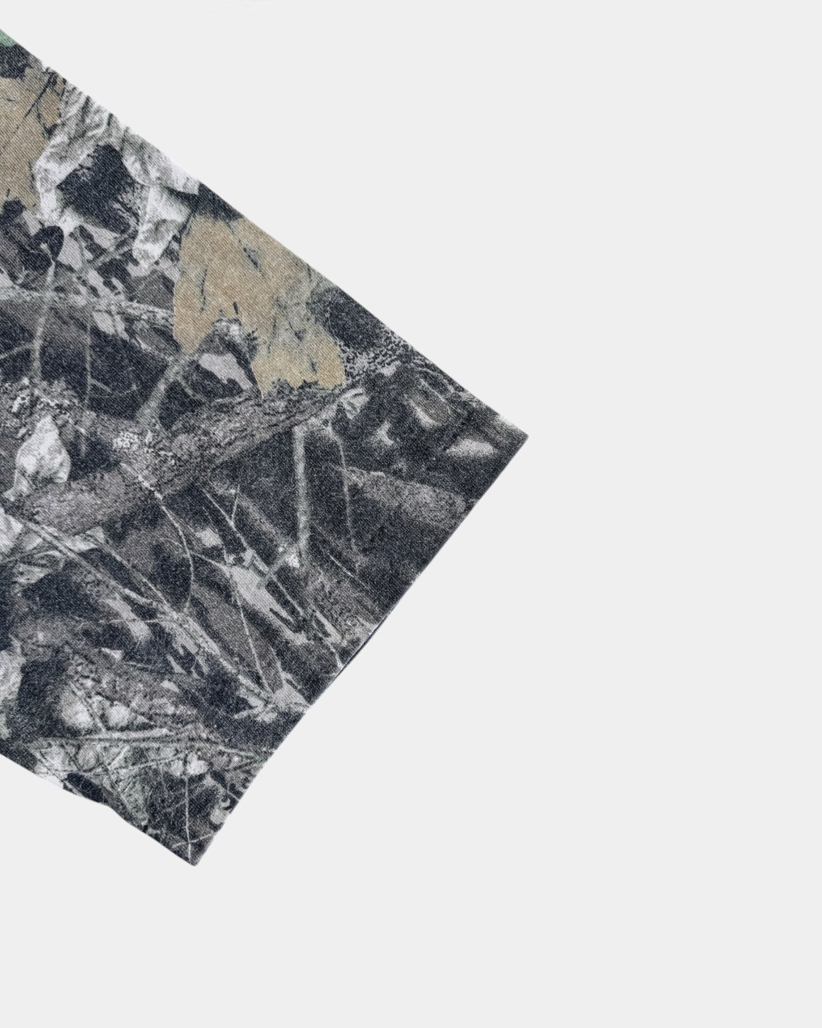 (L) VINTAGE REALTREE CAMO TEE