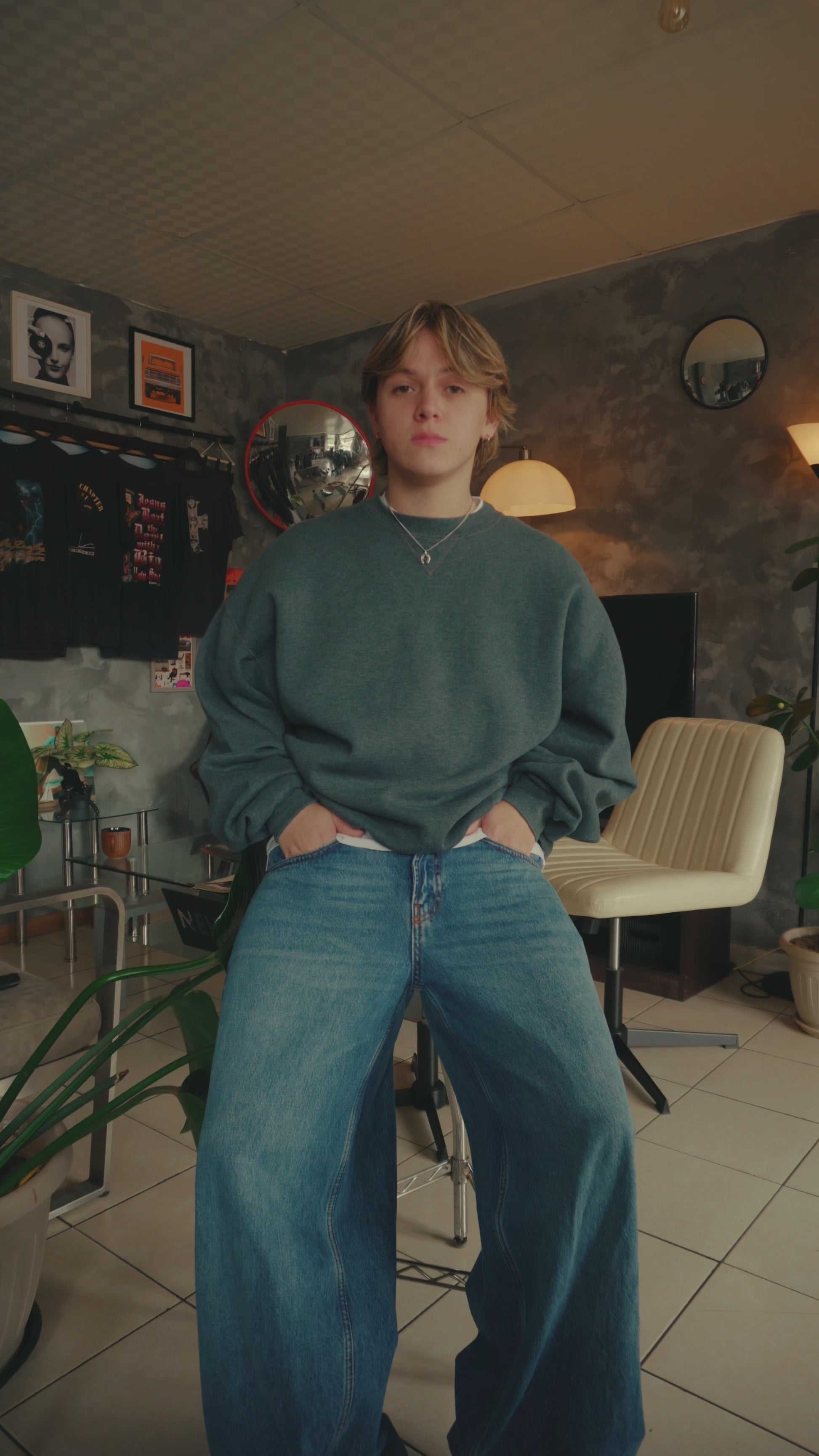 (XL) 90’S VINTAGE RUSSELL GRAY CREWNECK