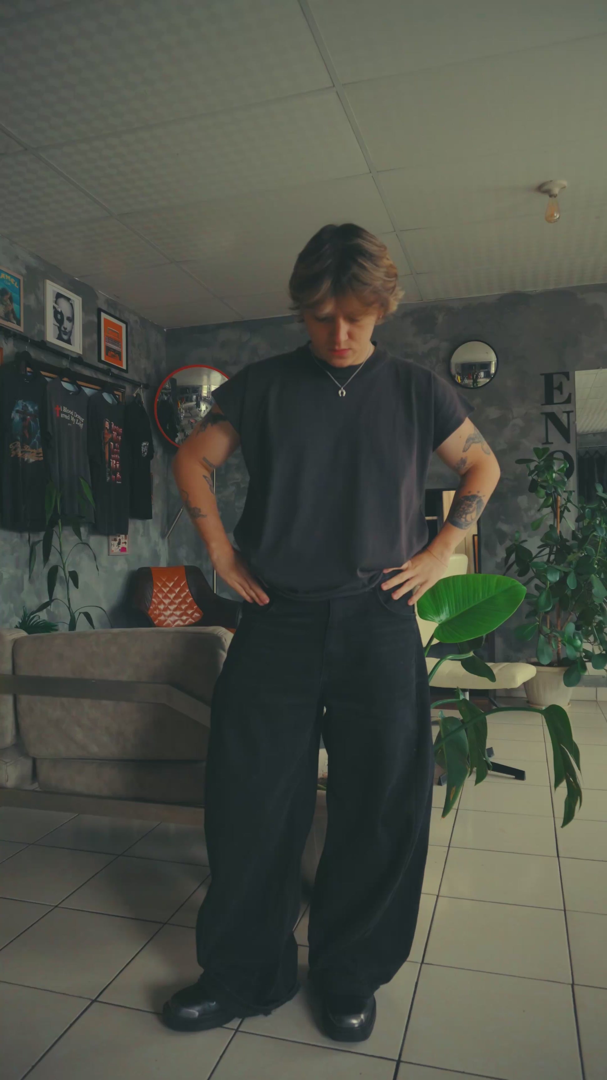 (L) YZY ONE BOX KANYE WEST SIZE 2