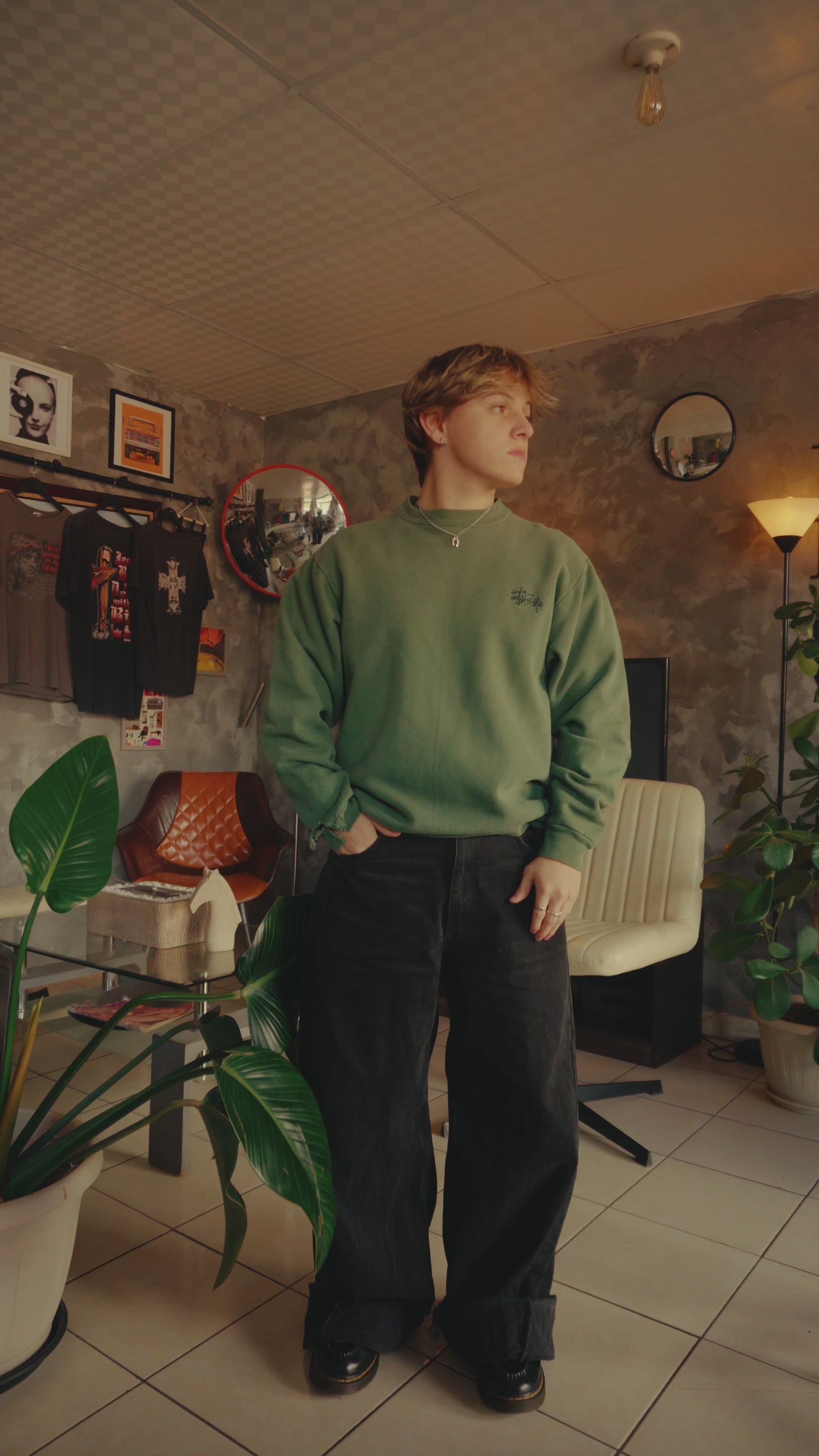 (BOXY M/L) 90’S VINTAGE STUSSY FADED CREWNECK