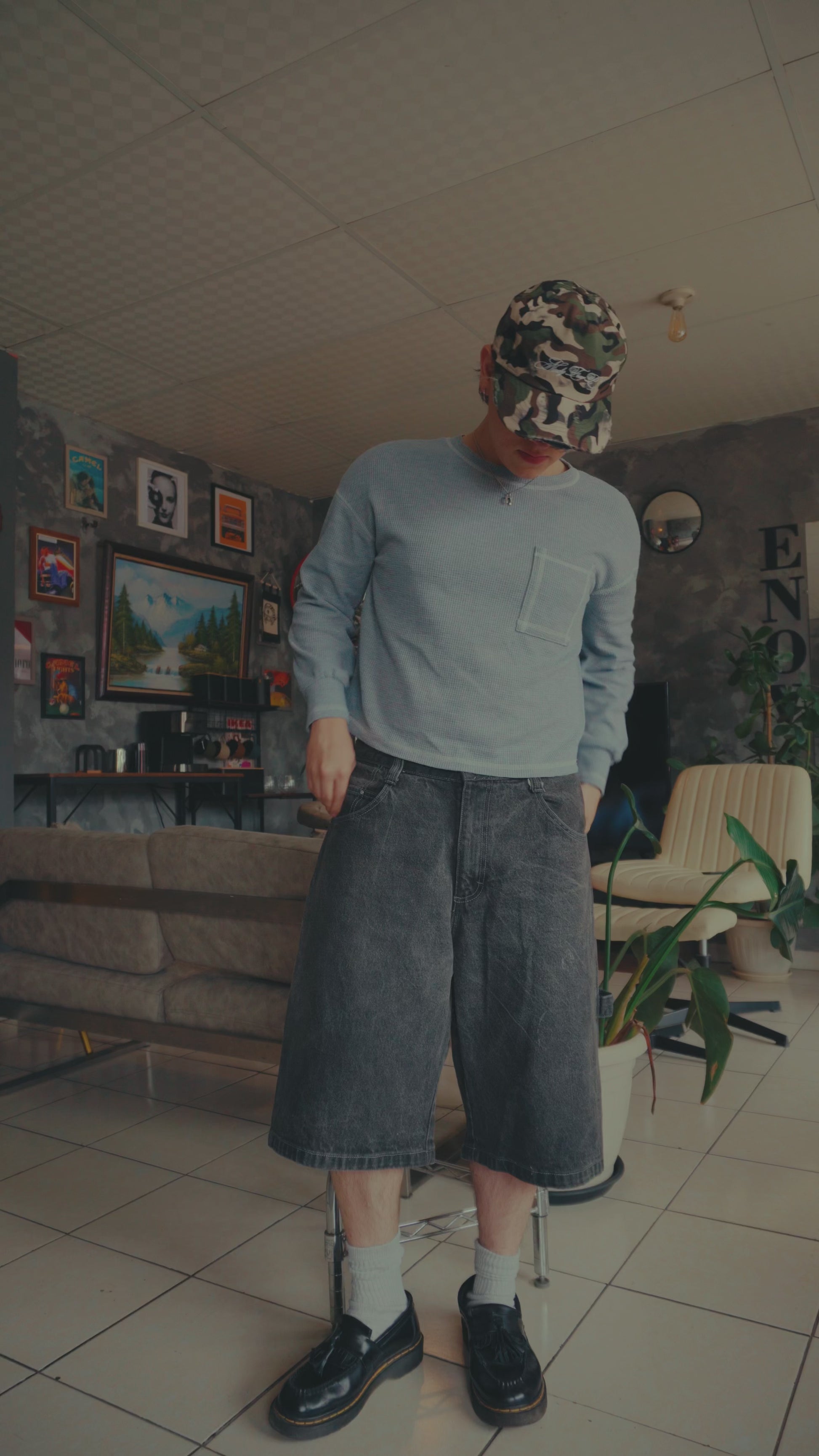 VINTAGE SOUTHPOLE CARPENTER FADED JORT - 36