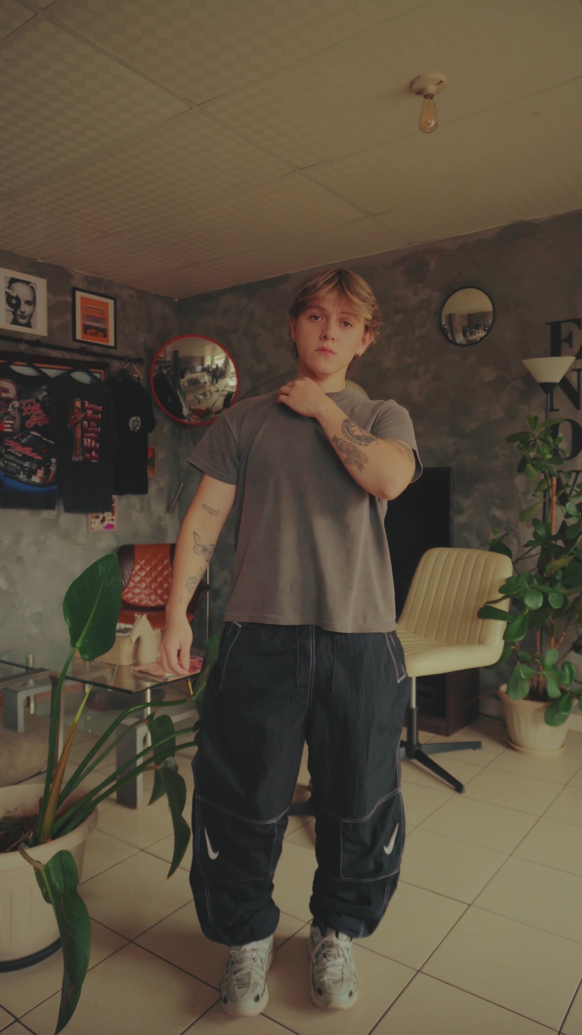 (FIT M) NIKE SWOOSH TRACK PANTS