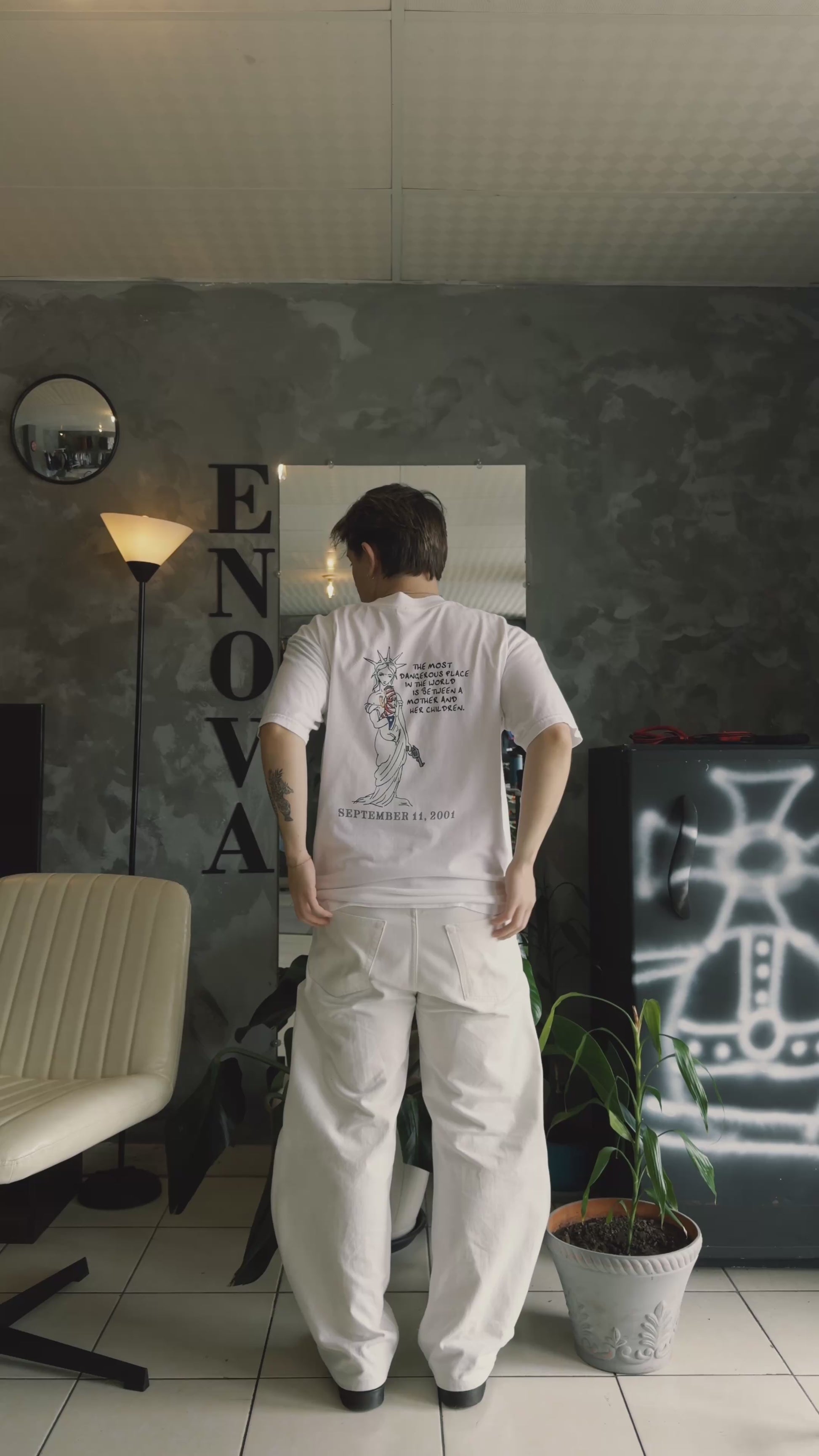 (L) 00’S VINTAGE 9/11 MEMORIAL TEE