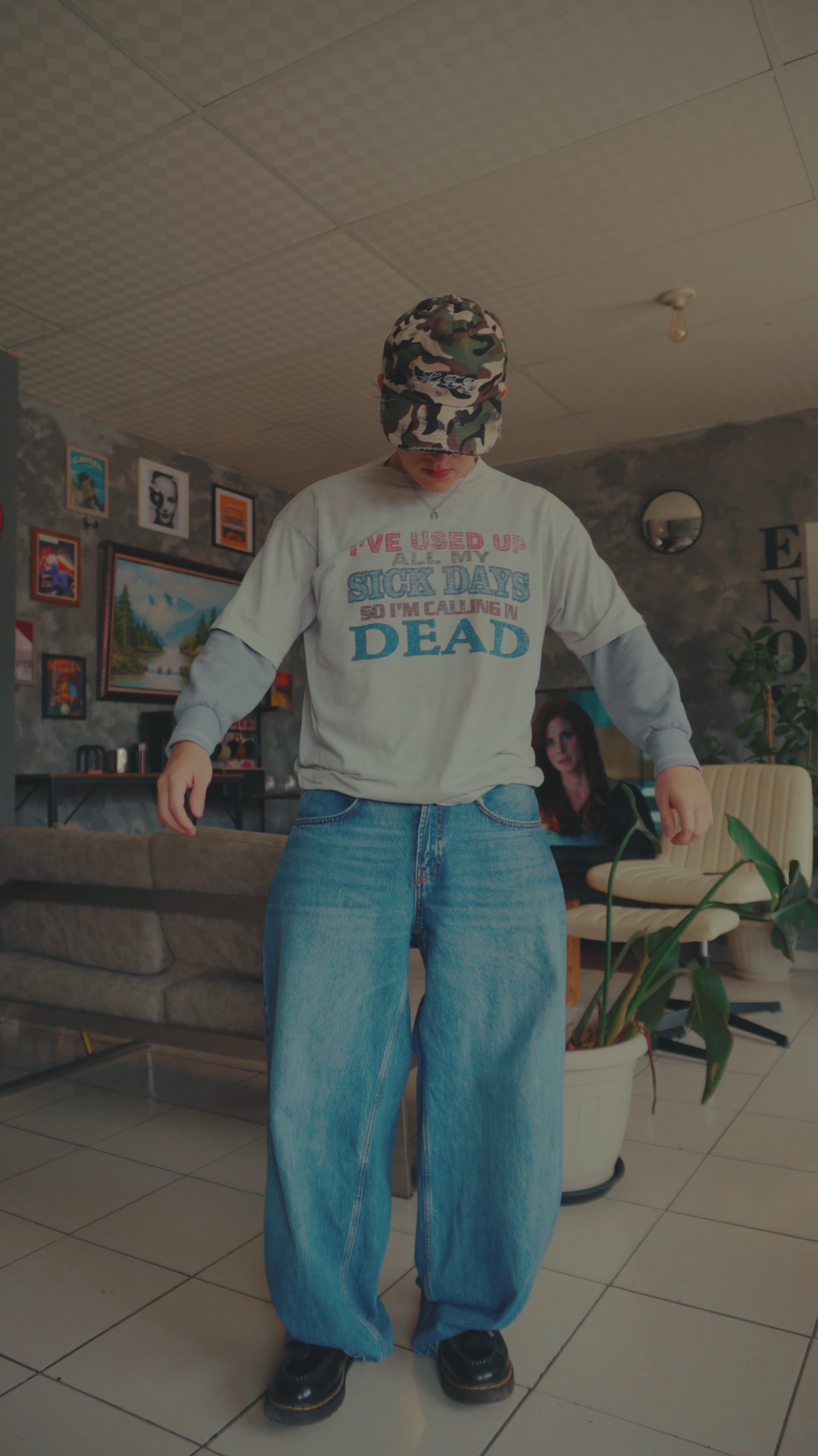 (L/XL) 90’S VINTAGE FUNNY “CALLING IN DEAD” TEE