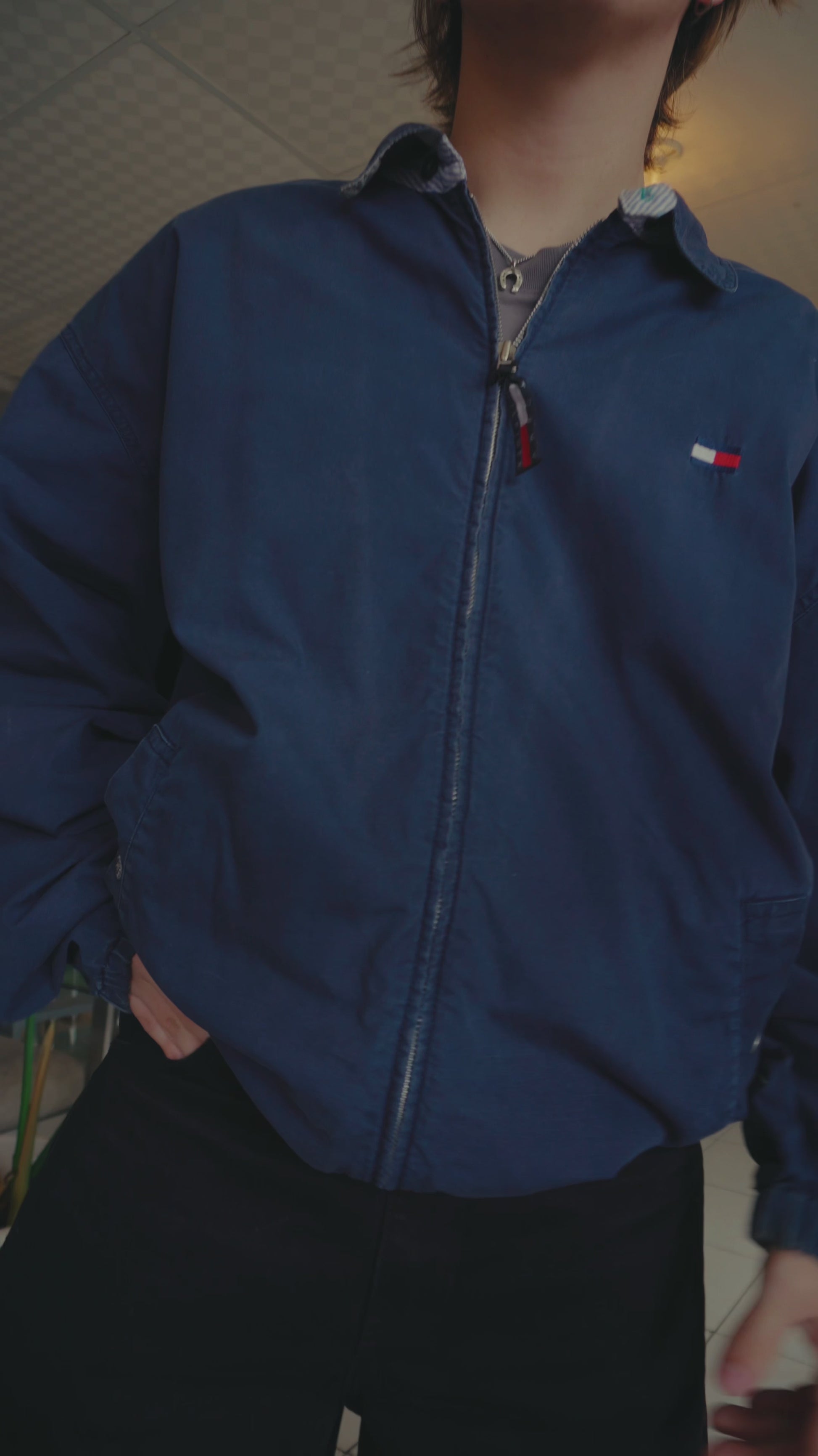 (XL) VINTAGE TOMMY HILFIGER JACKET