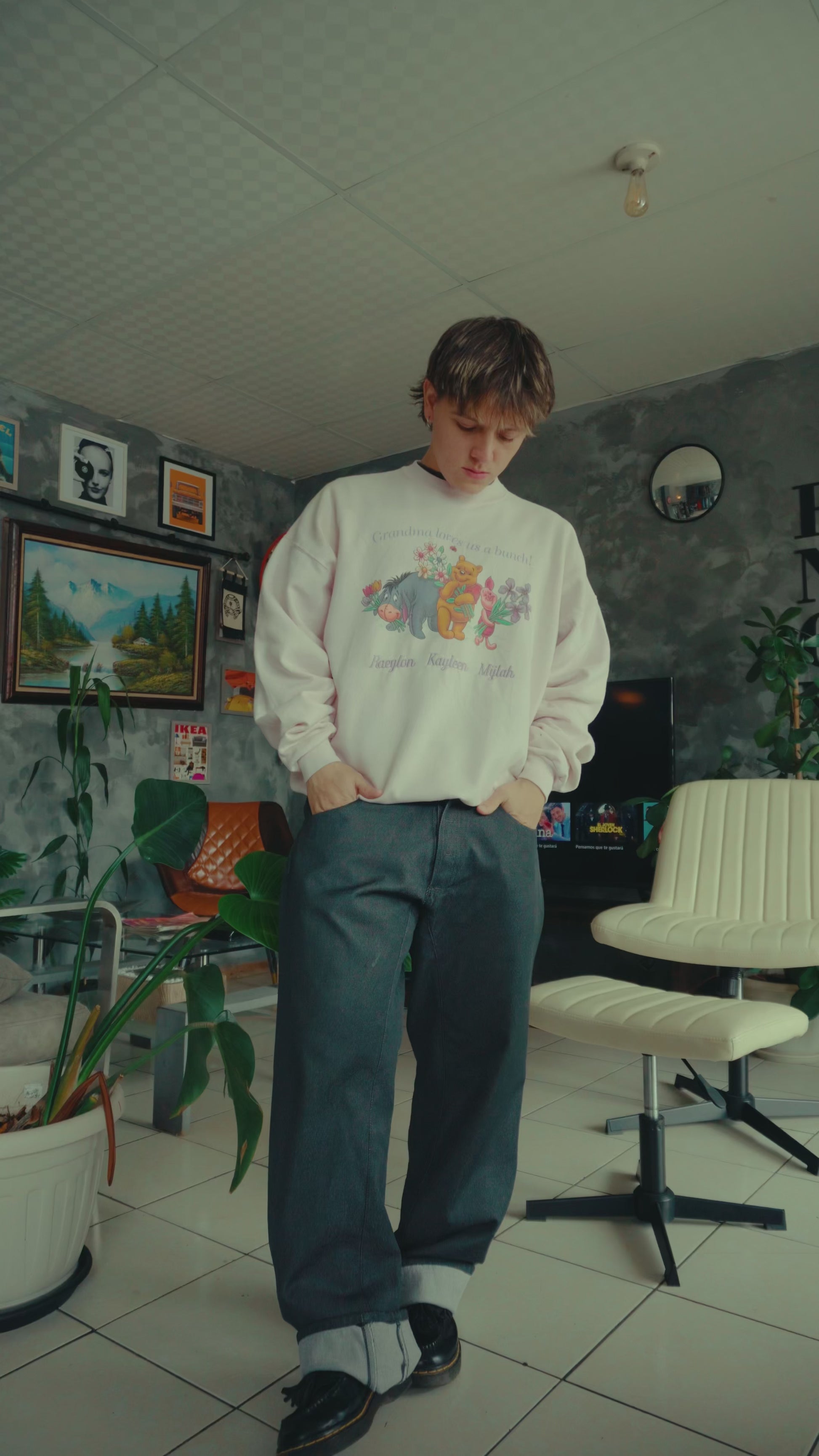 (L) 90’S VINTAGE POOH DISNEY CREWNECK