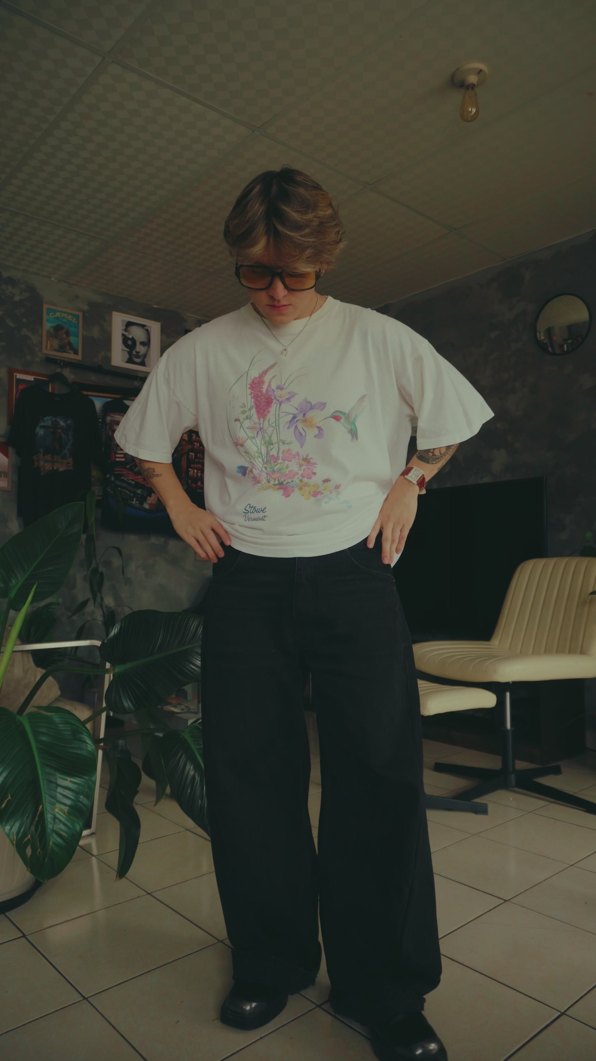 (BOXY L) 90’S VINTAGE HUMMINGBIRD ART TEE
