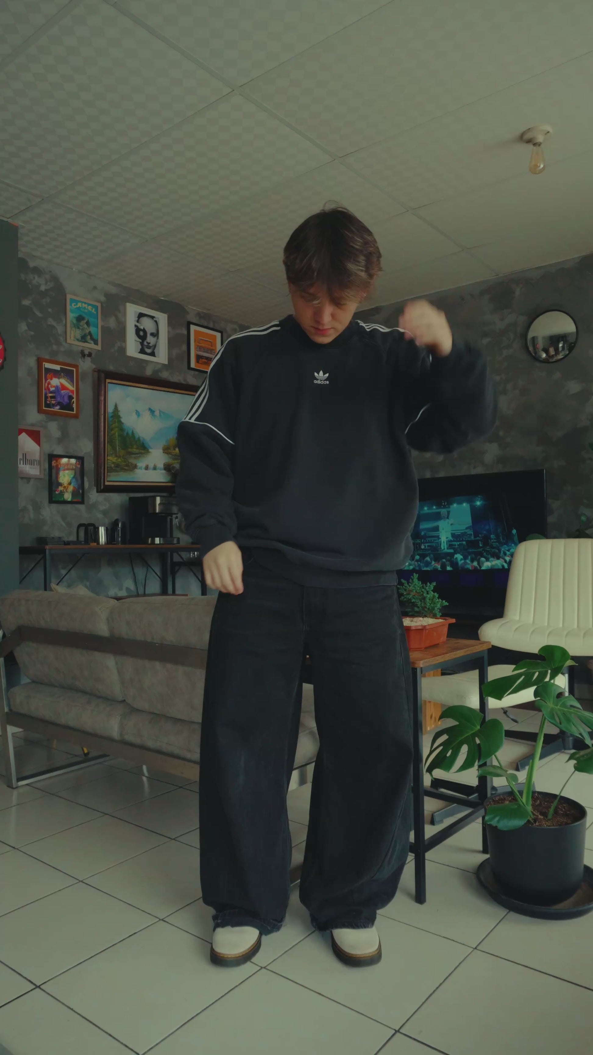 (BOXY L) ADIDAS CENTER BOXY CREWNECK