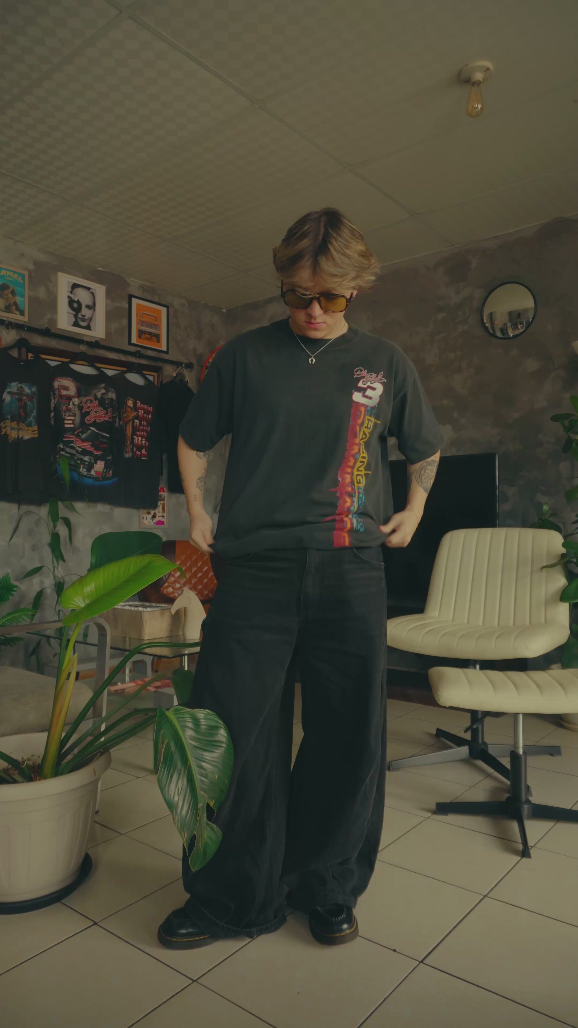 (L) VINTAGE NASCAR RACING TEE