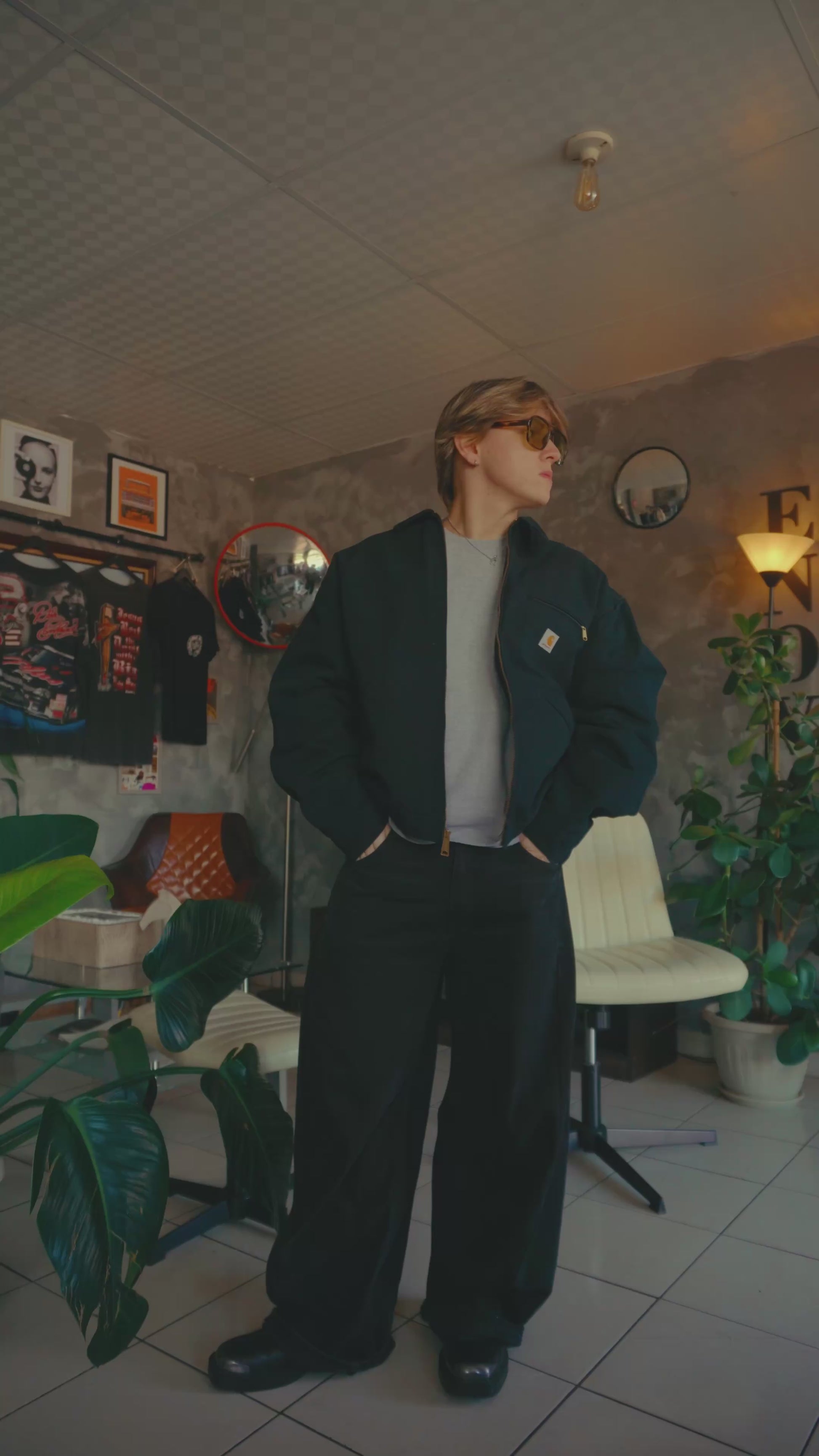 (L/XL) CARHARTT BLACK DETROIT JACKET