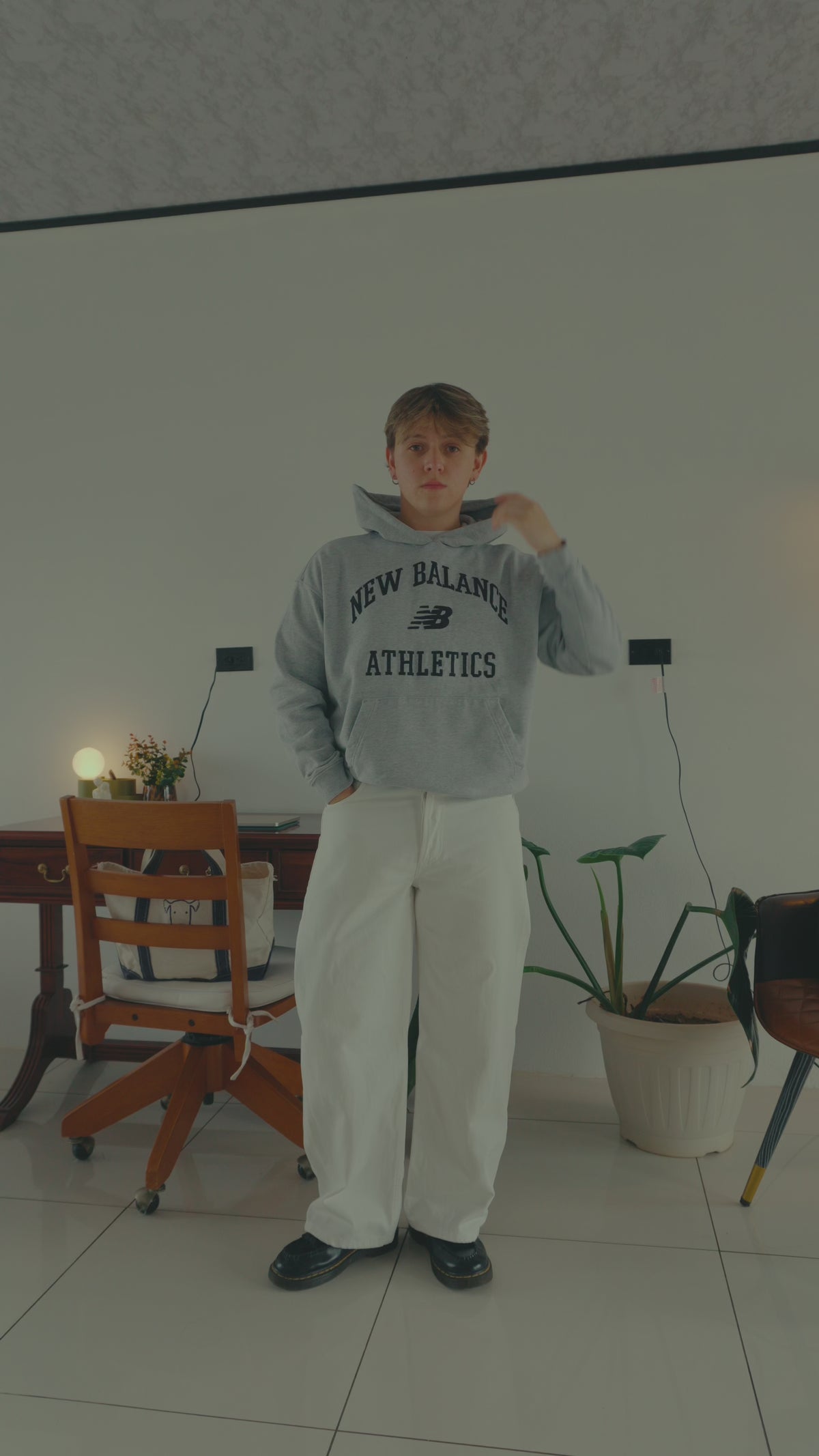 (L) NEW BALANCE TYPE RETRO HOODIE